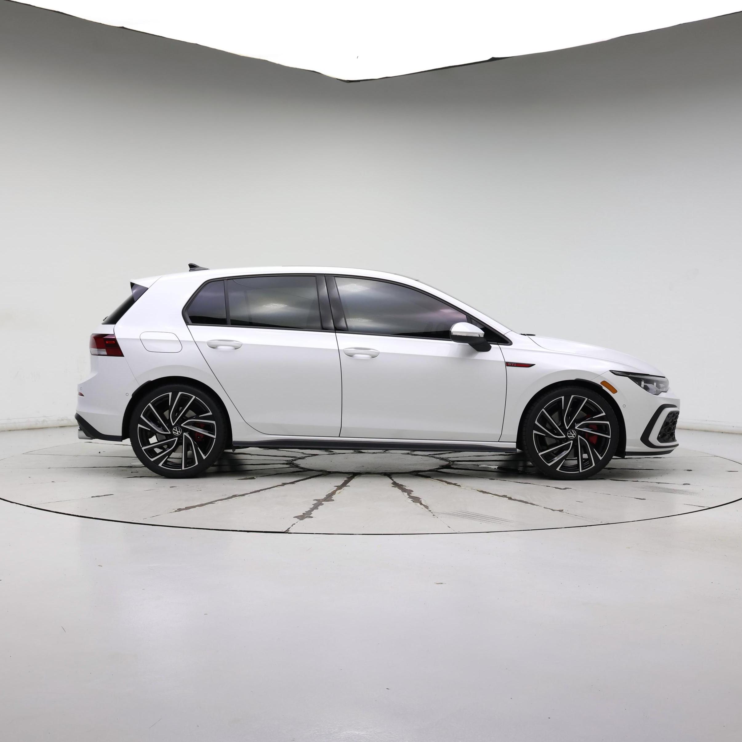 Thumbnail: 2024 Volkswagen Golf - 7