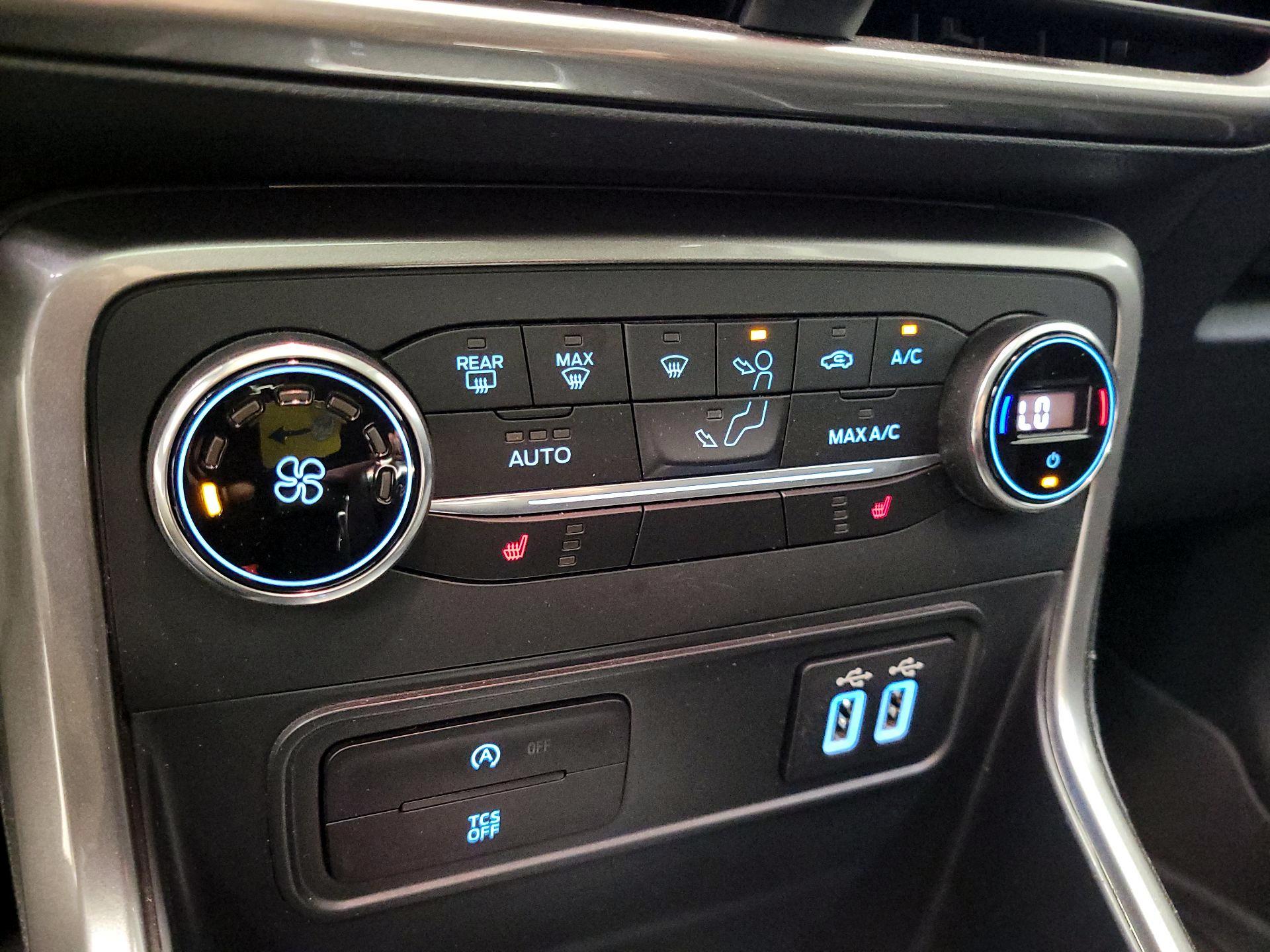 Thumbnail: 2020 Ford EcoSport - 16