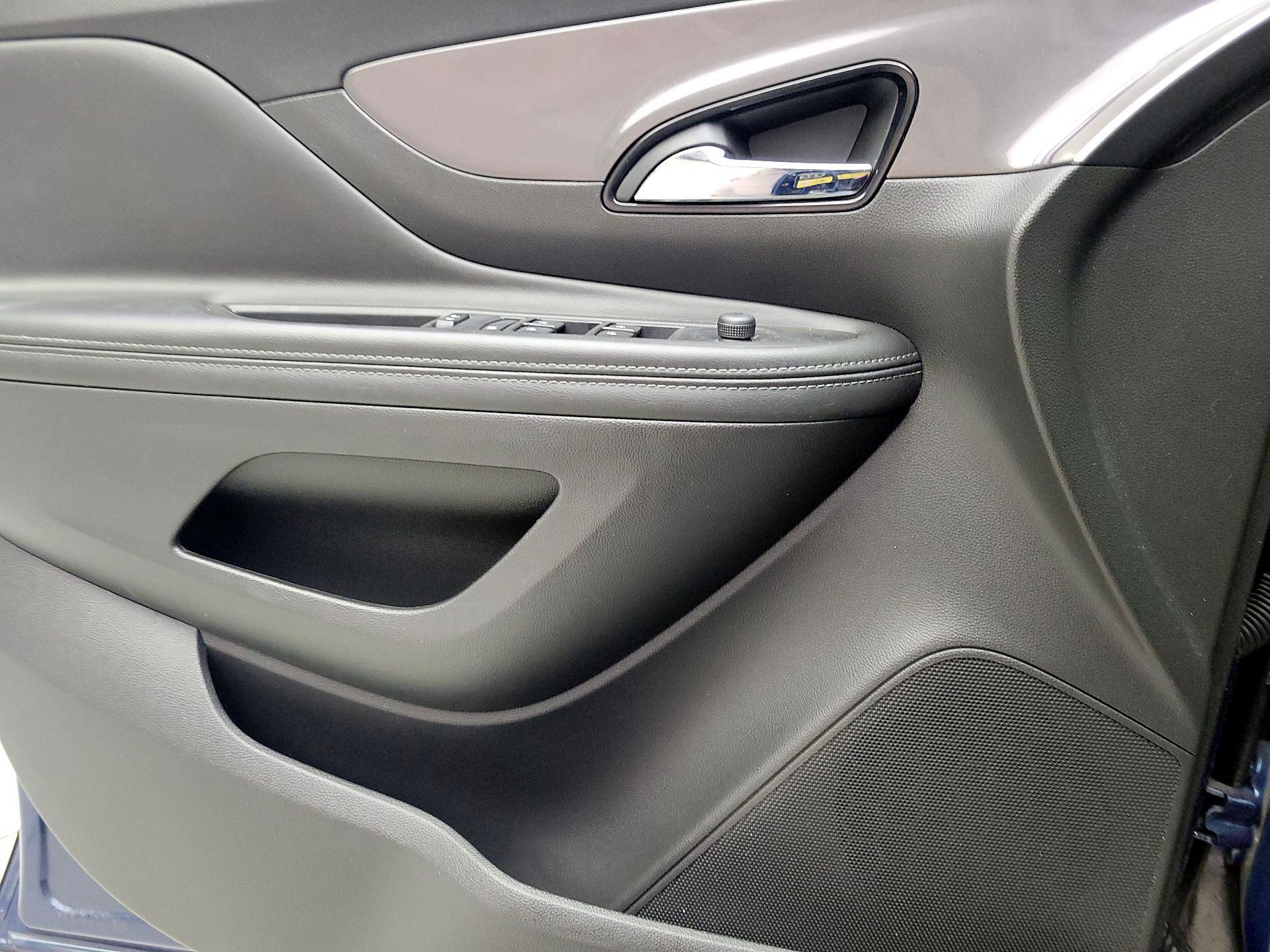 Thumbnail: 2019 Buick Encore - 12