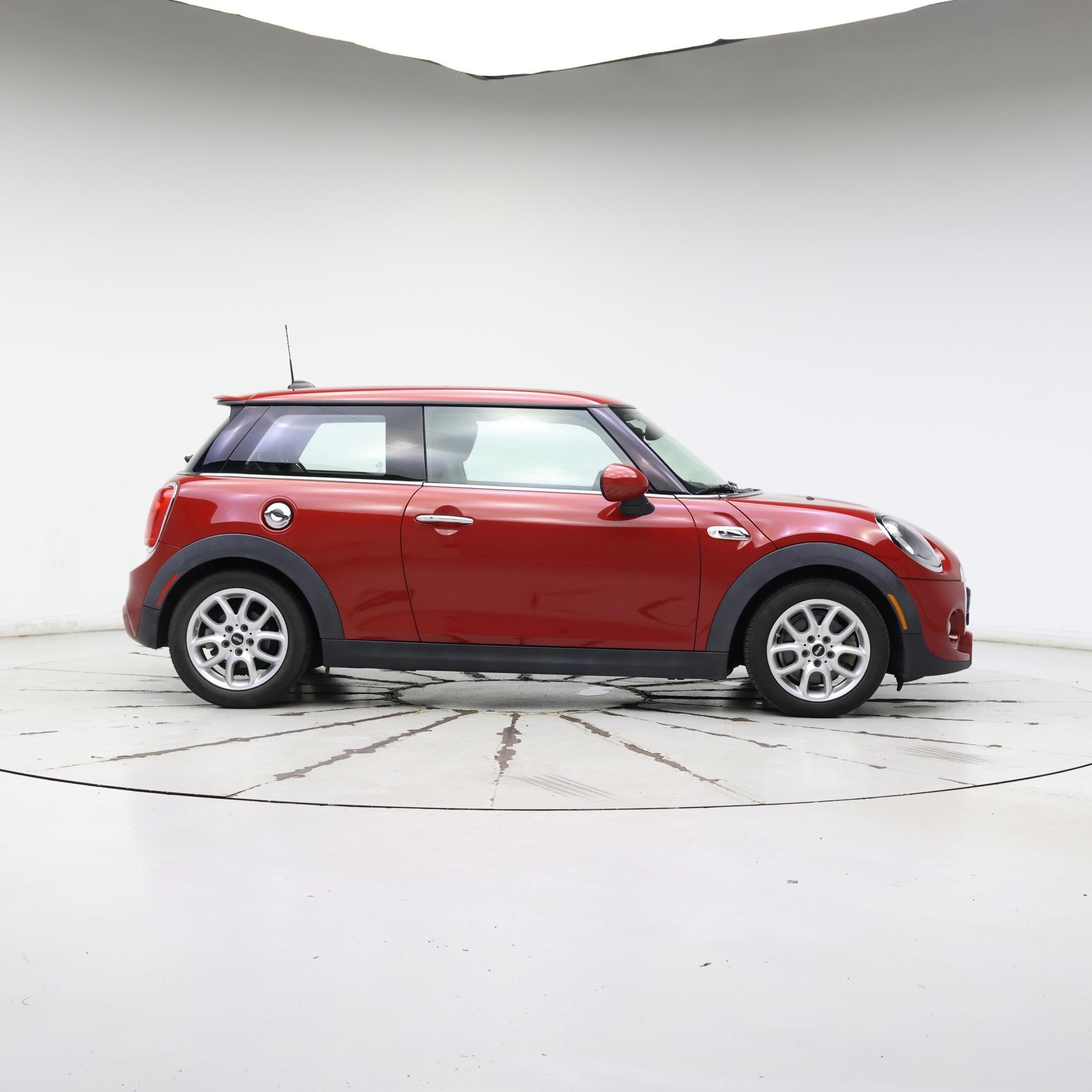 Thumbnail: 2016 MINI Cooper Hardtop - 7