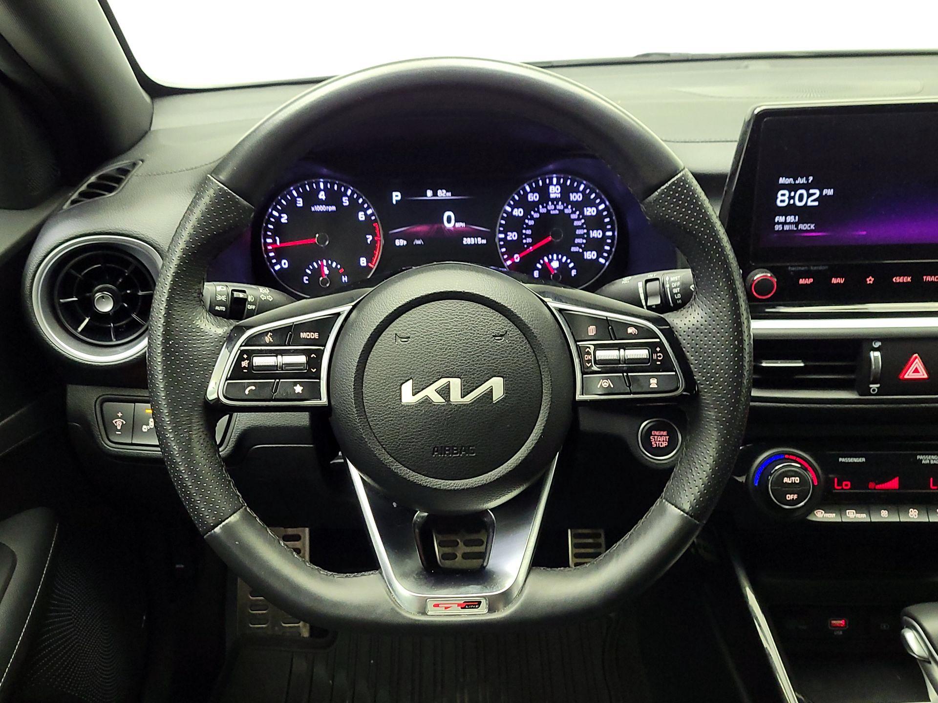 Thumbnail: 2024 Kia Forte - 10