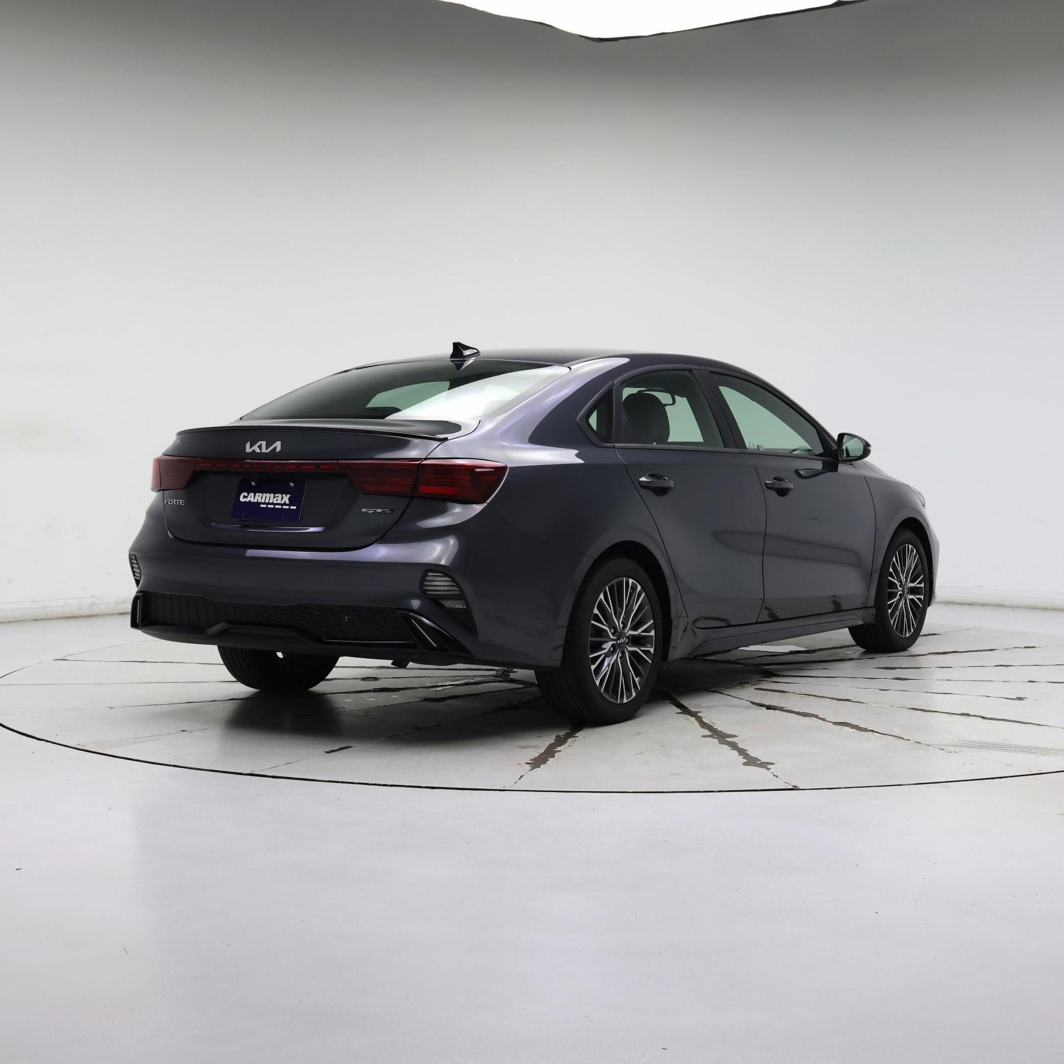 Thumbnail: 2024 Kia Forte - 8