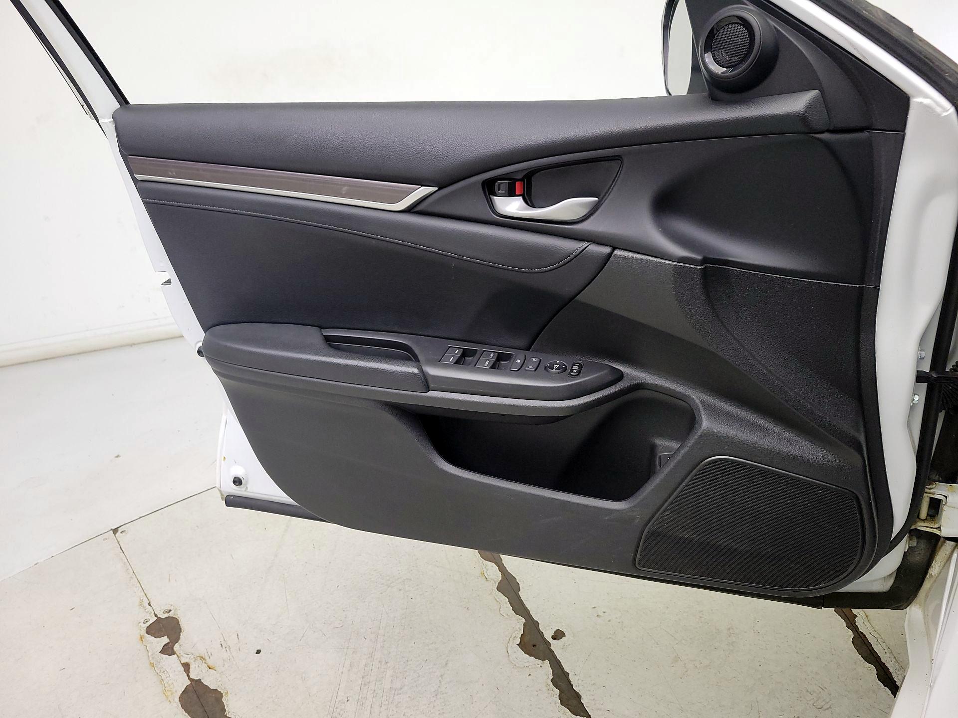 Thumbnail: 2020 Honda Civic - 12
