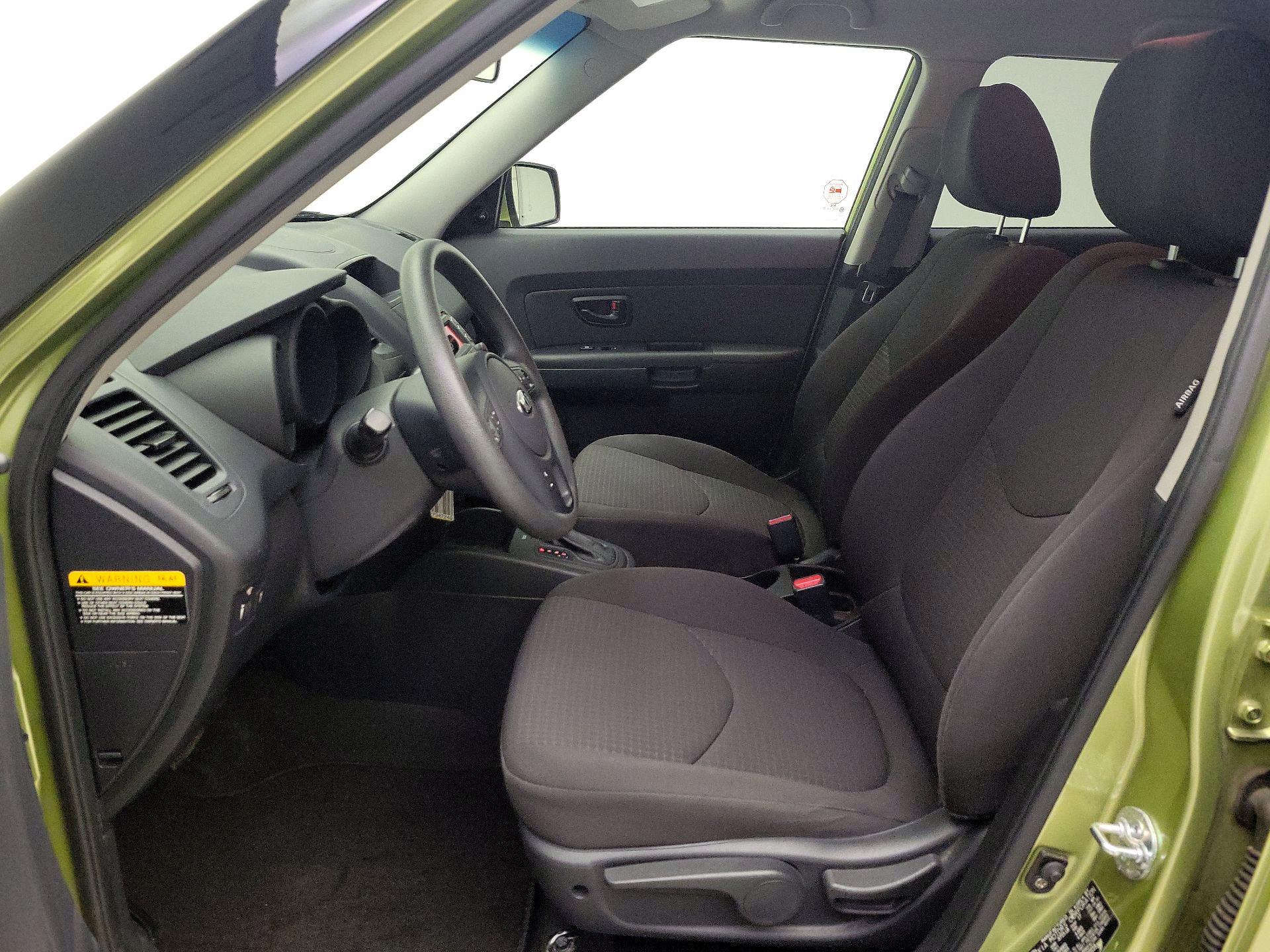 Thumbnail: 2013 Kia Soul - 11