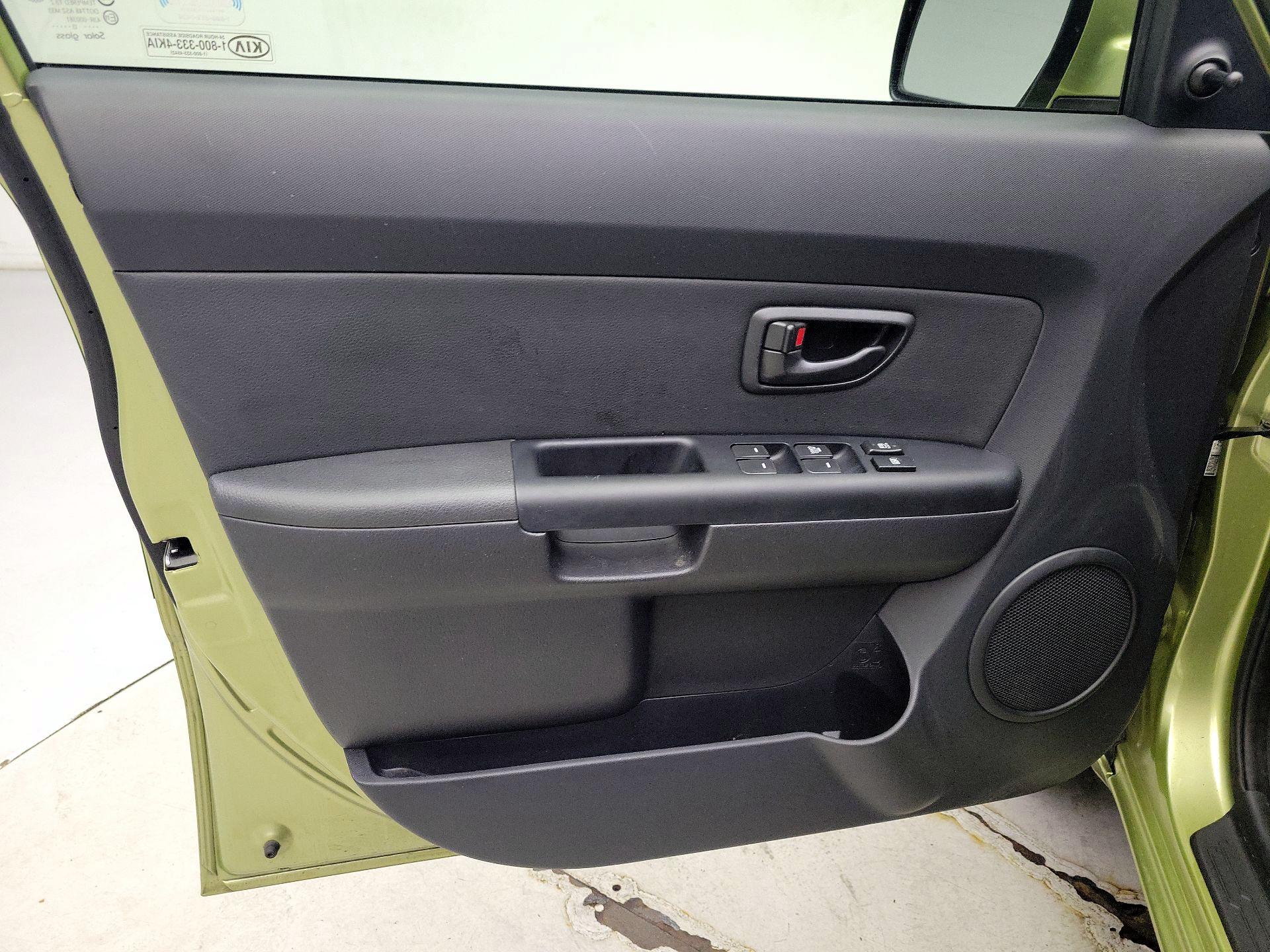 Thumbnail: 2013 Kia Soul - 12