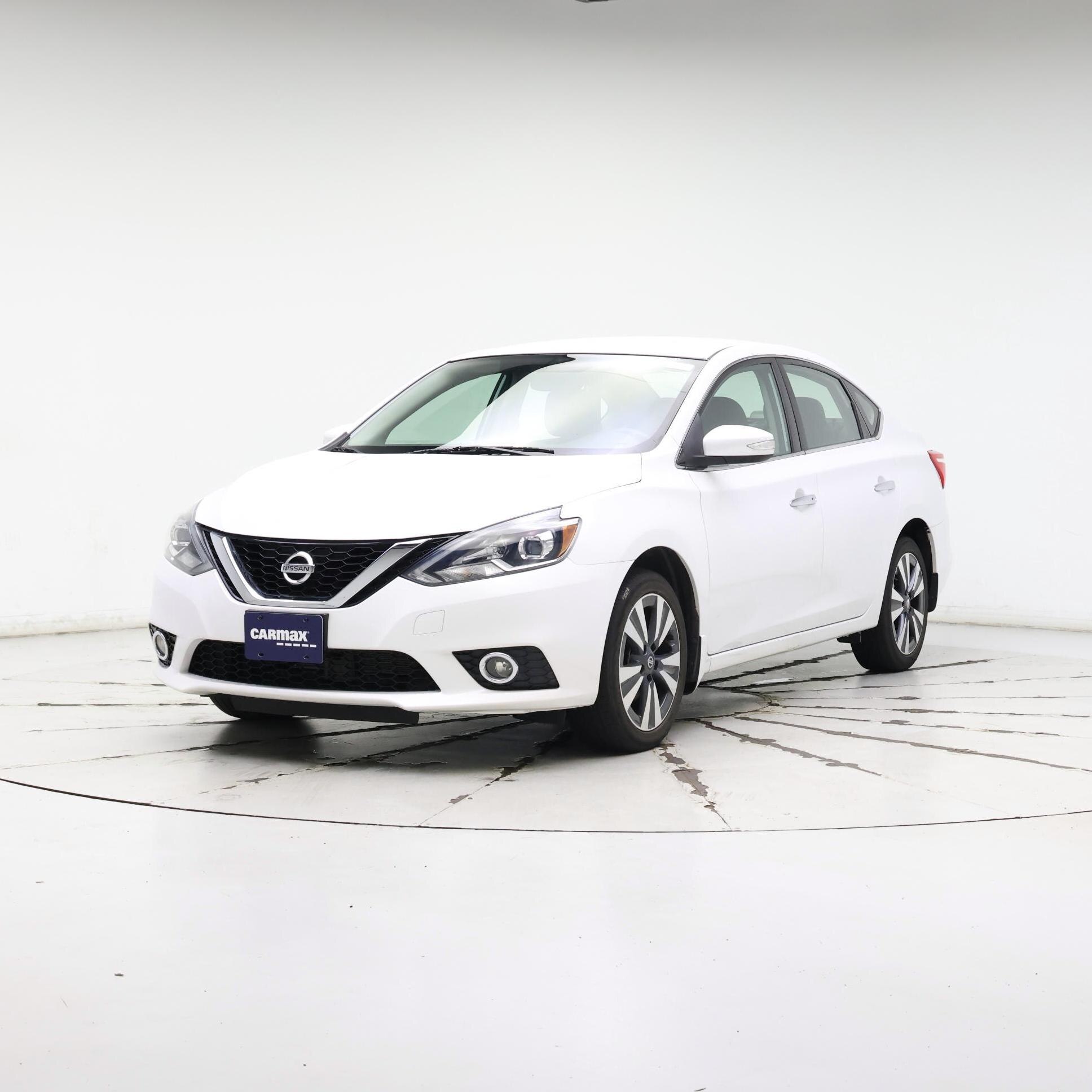Thumbnail: 2017 Nissan Sentra - 4
