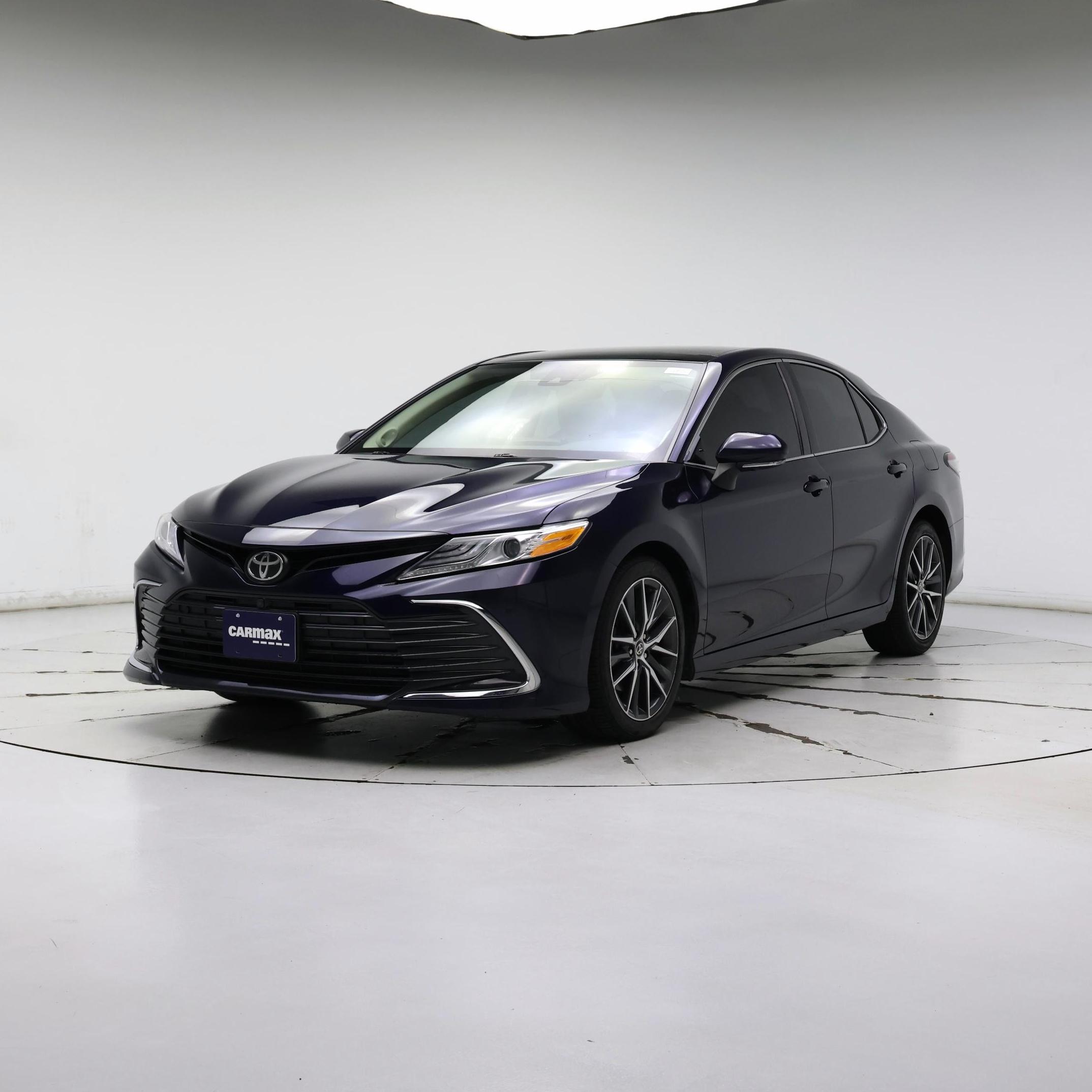 Thumbnail: 2021 Toyota Camry - 4