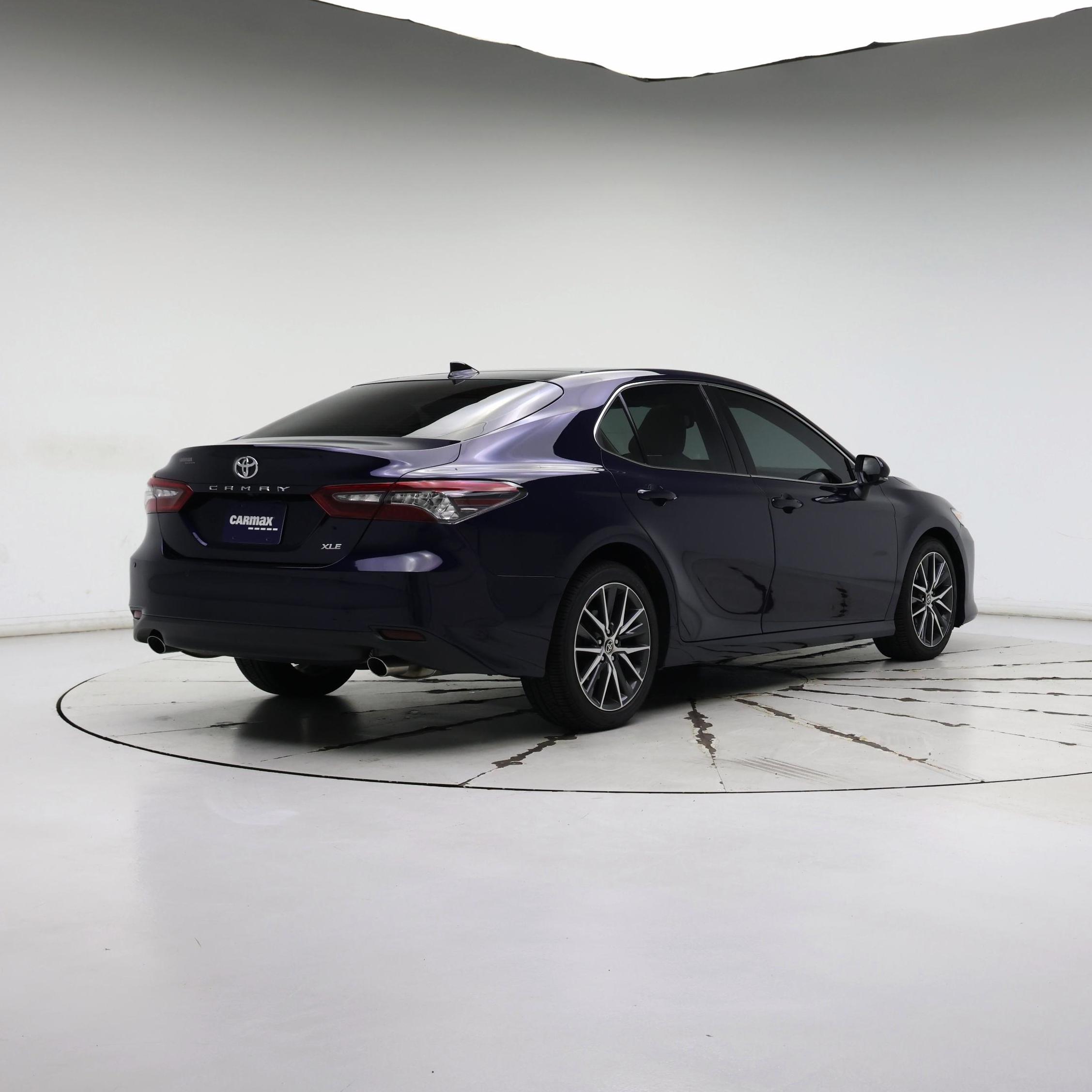 Thumbnail: 2021 Toyota Camry - 8