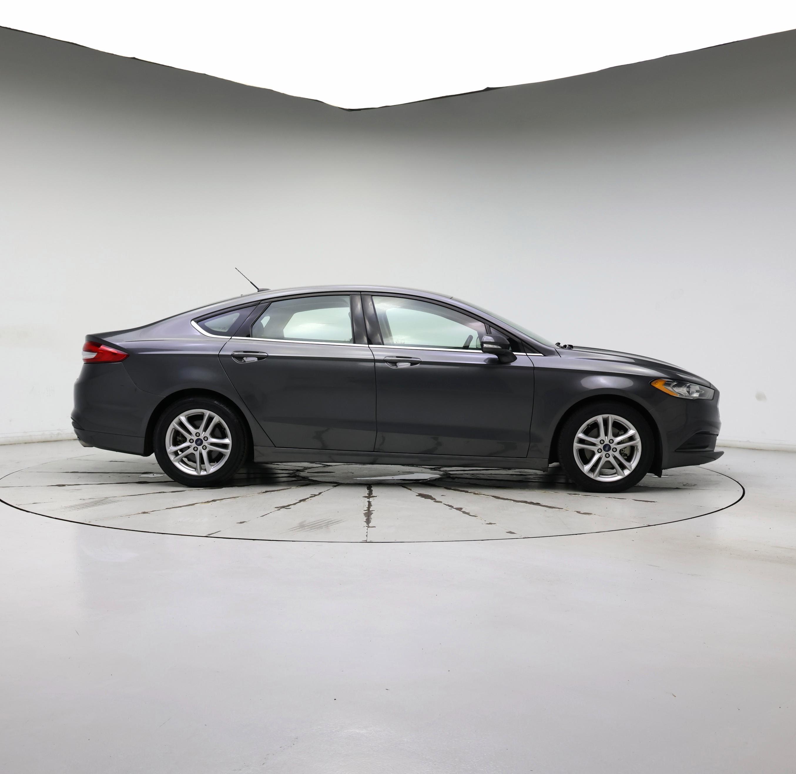 Thumbnail: 2018 Ford Fusion - 7