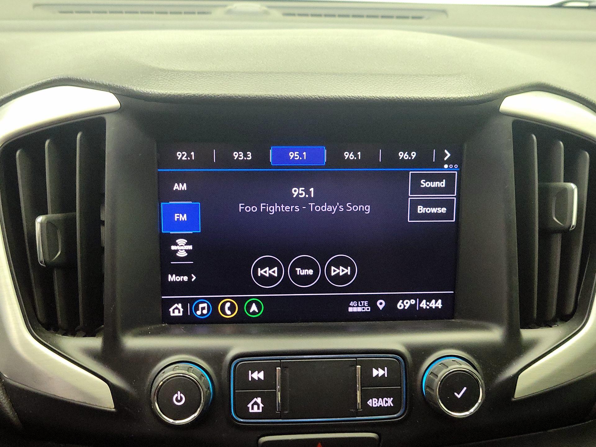 Thumbnail: 2020 GMC Terrain - 16