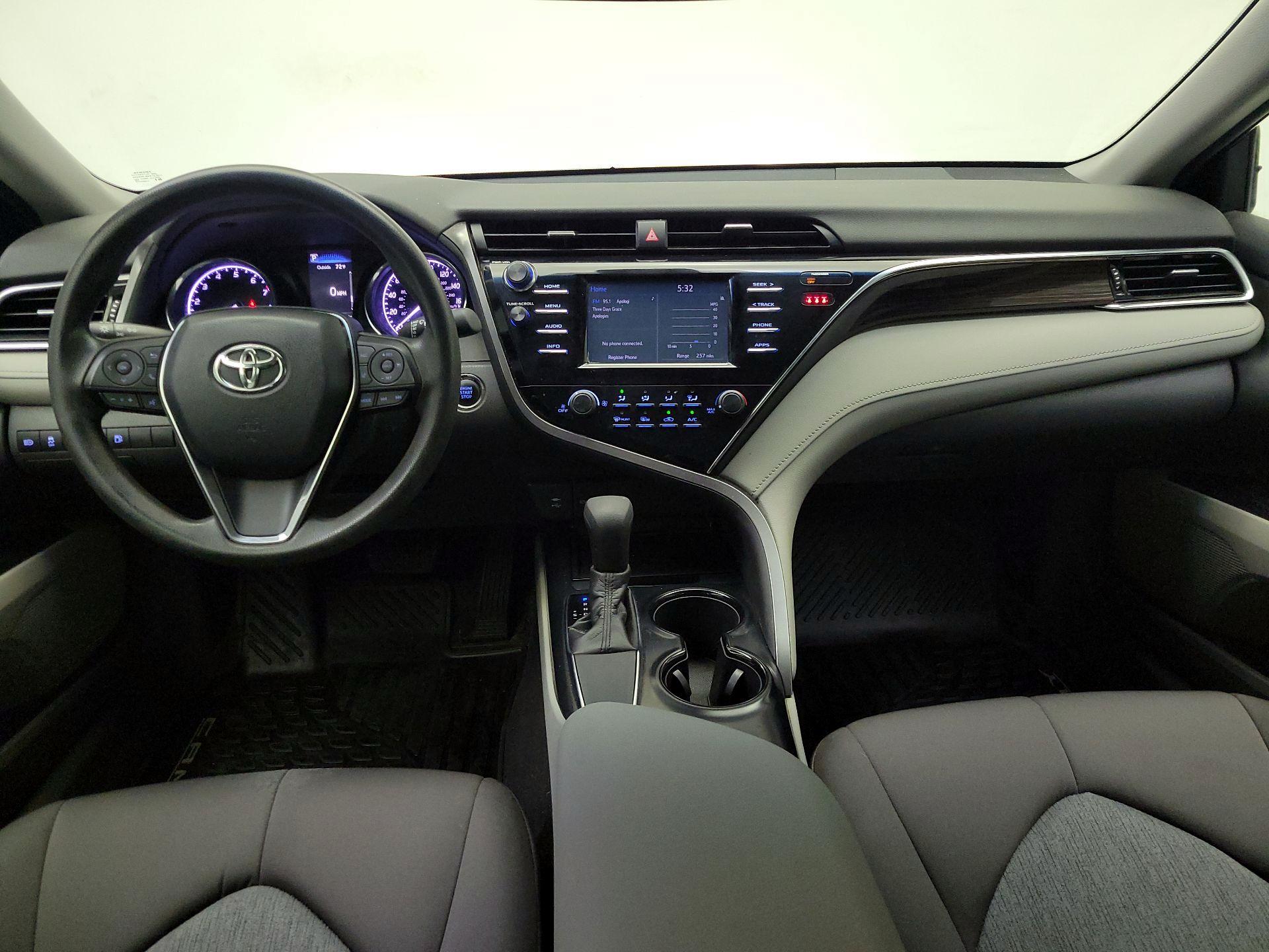 Thumbnail: 2018 Toyota Camry - 9
