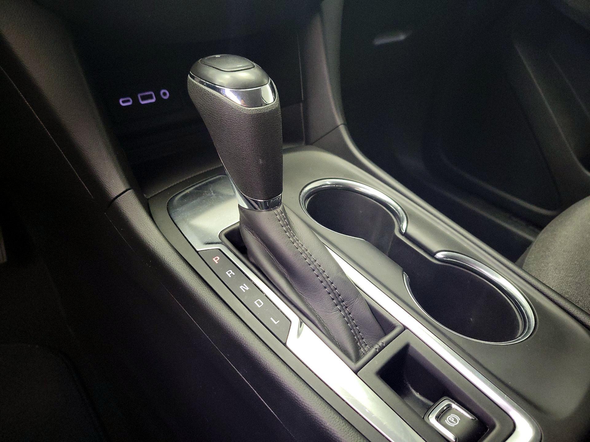 Thumbnail: 2019 Chevrolet Equinox - 17