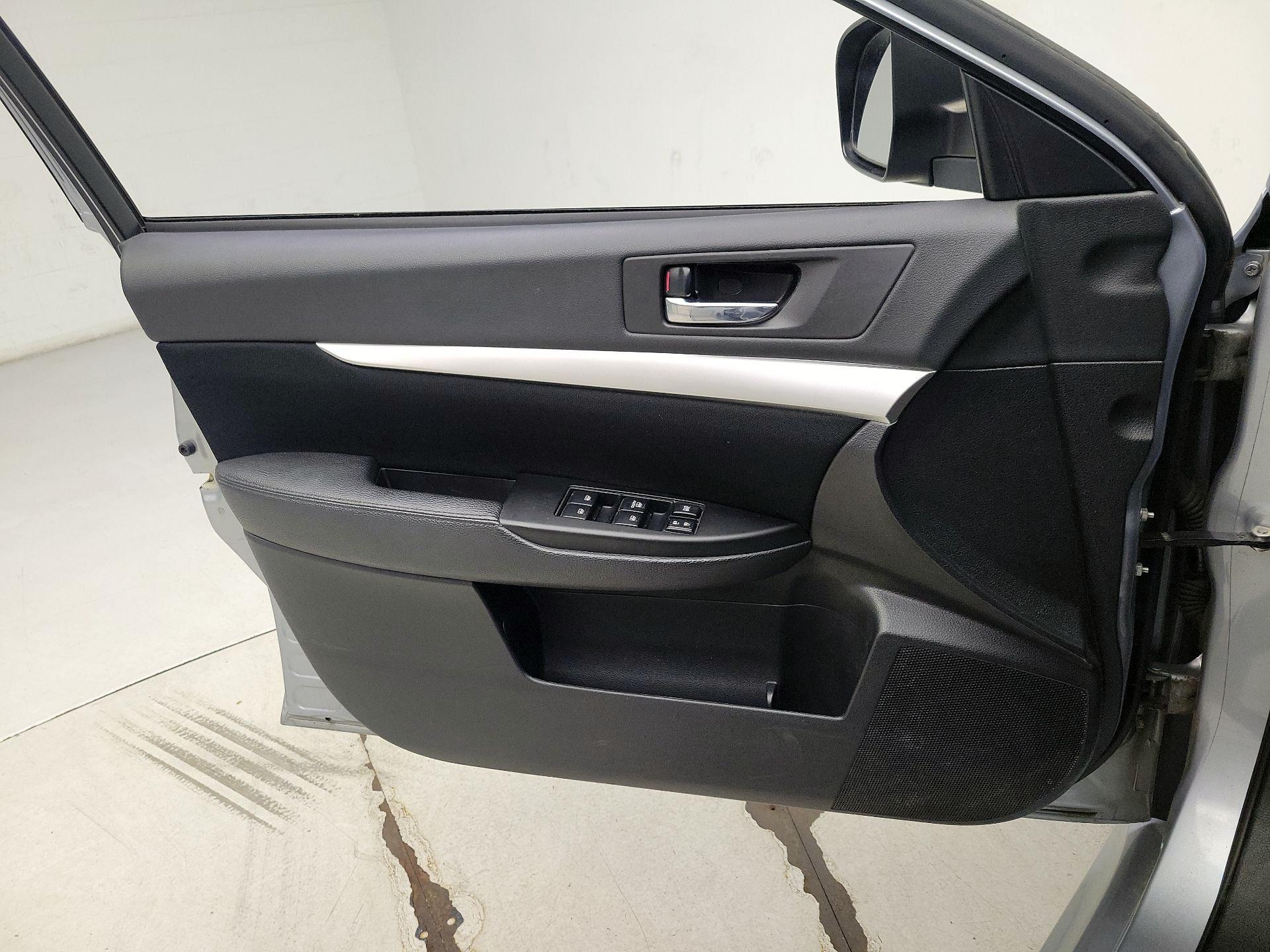 Thumbnail: 2014 Subaru Legacy - 12