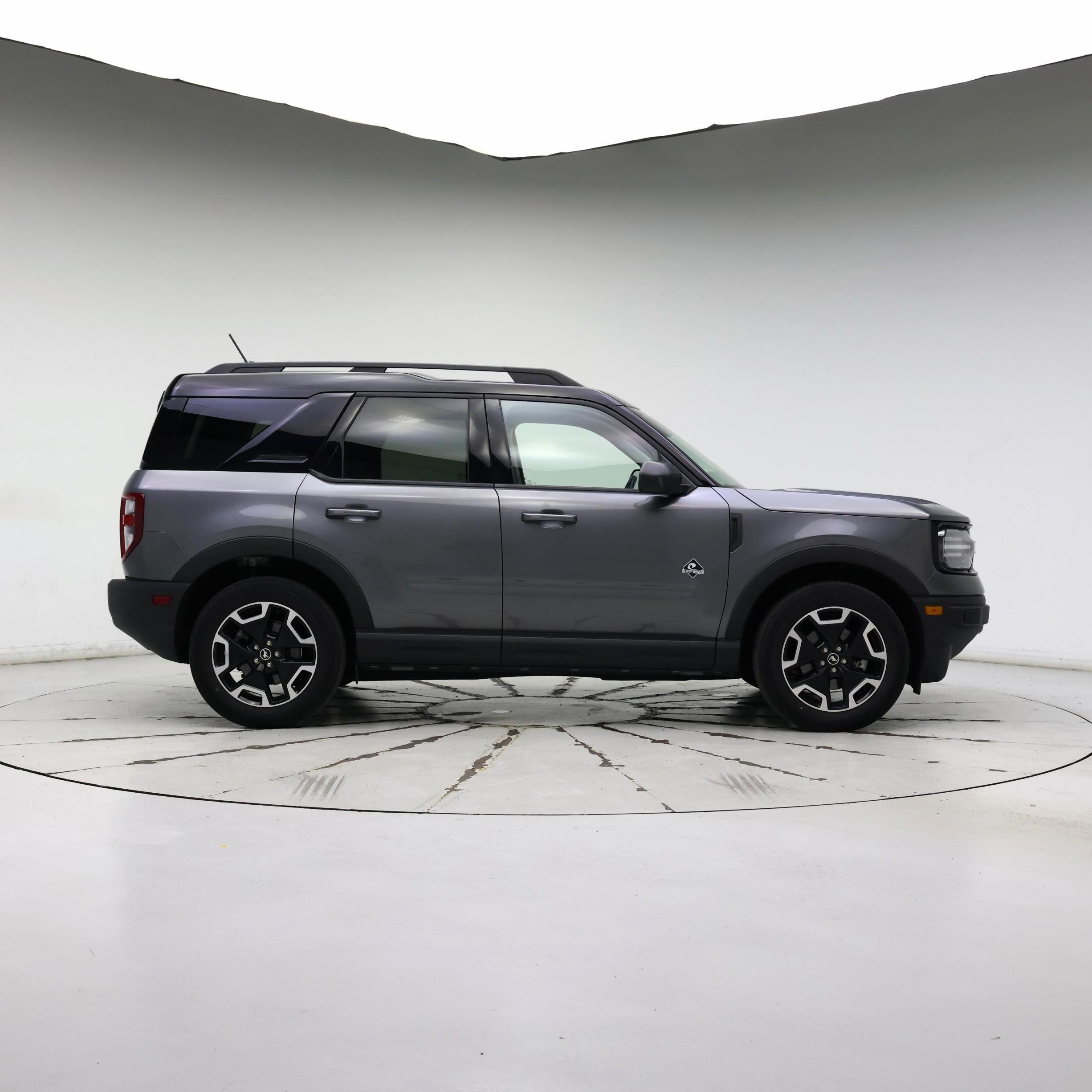 Thumbnail: 2021 Ford Bronco Sport - 7