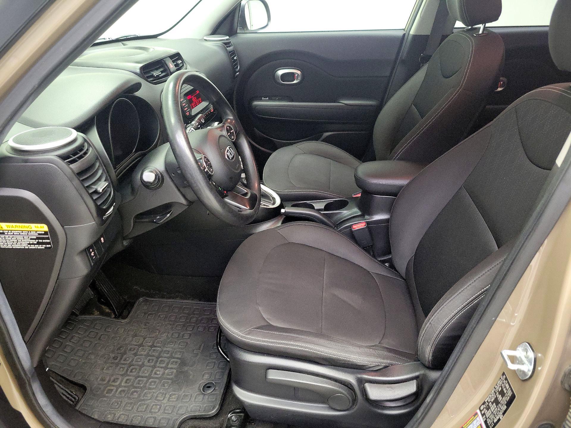 Thumbnail: 2016 Kia Soul - 11