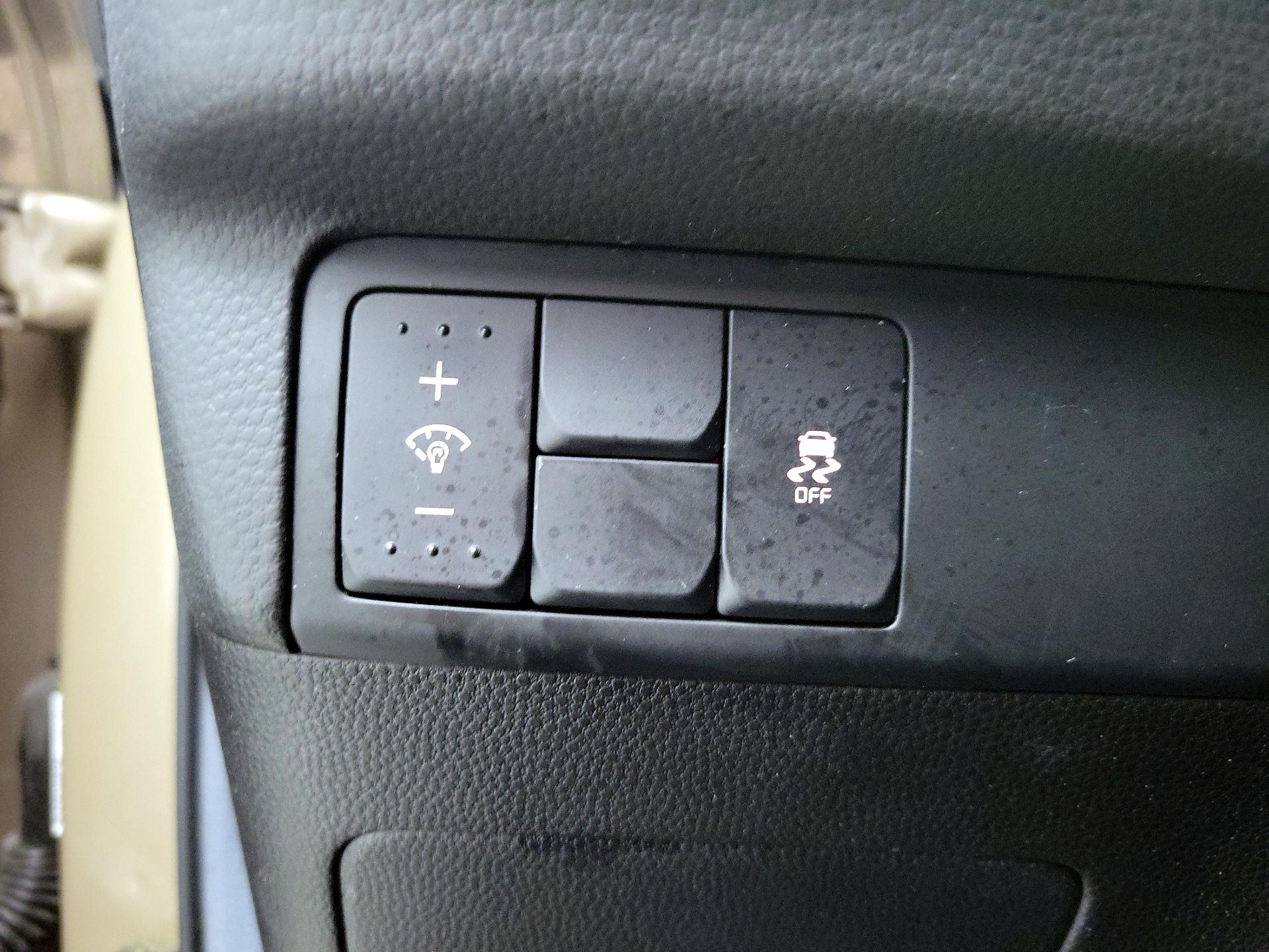 Thumbnail: 2016 Kia Soul - 13