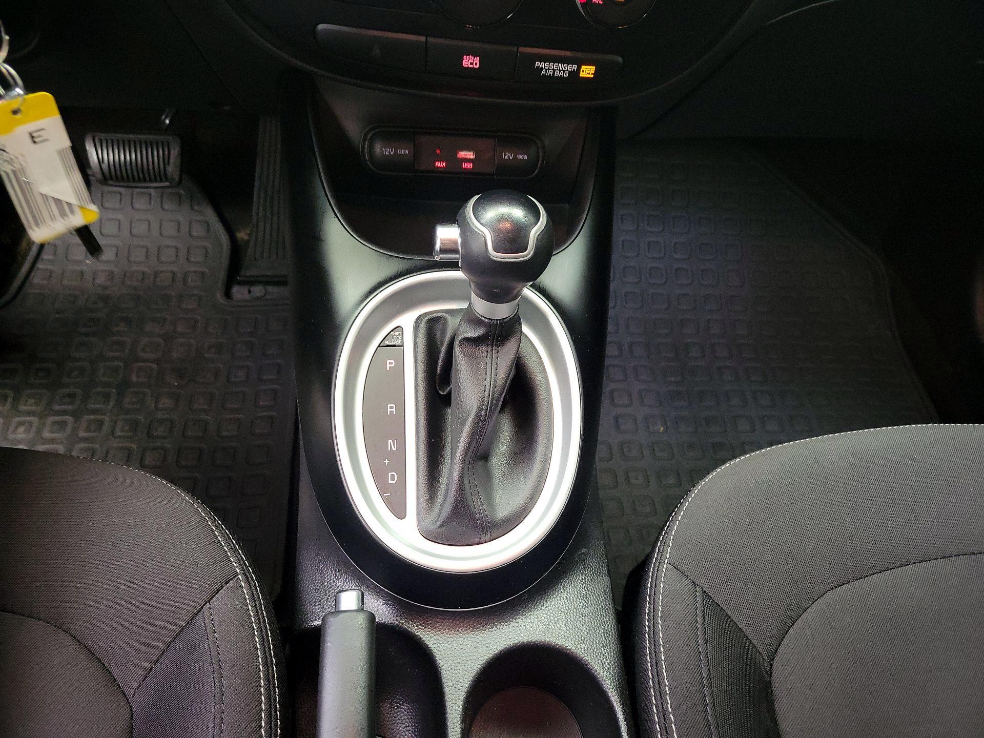 Thumbnail: 2016 Kia Soul - 16