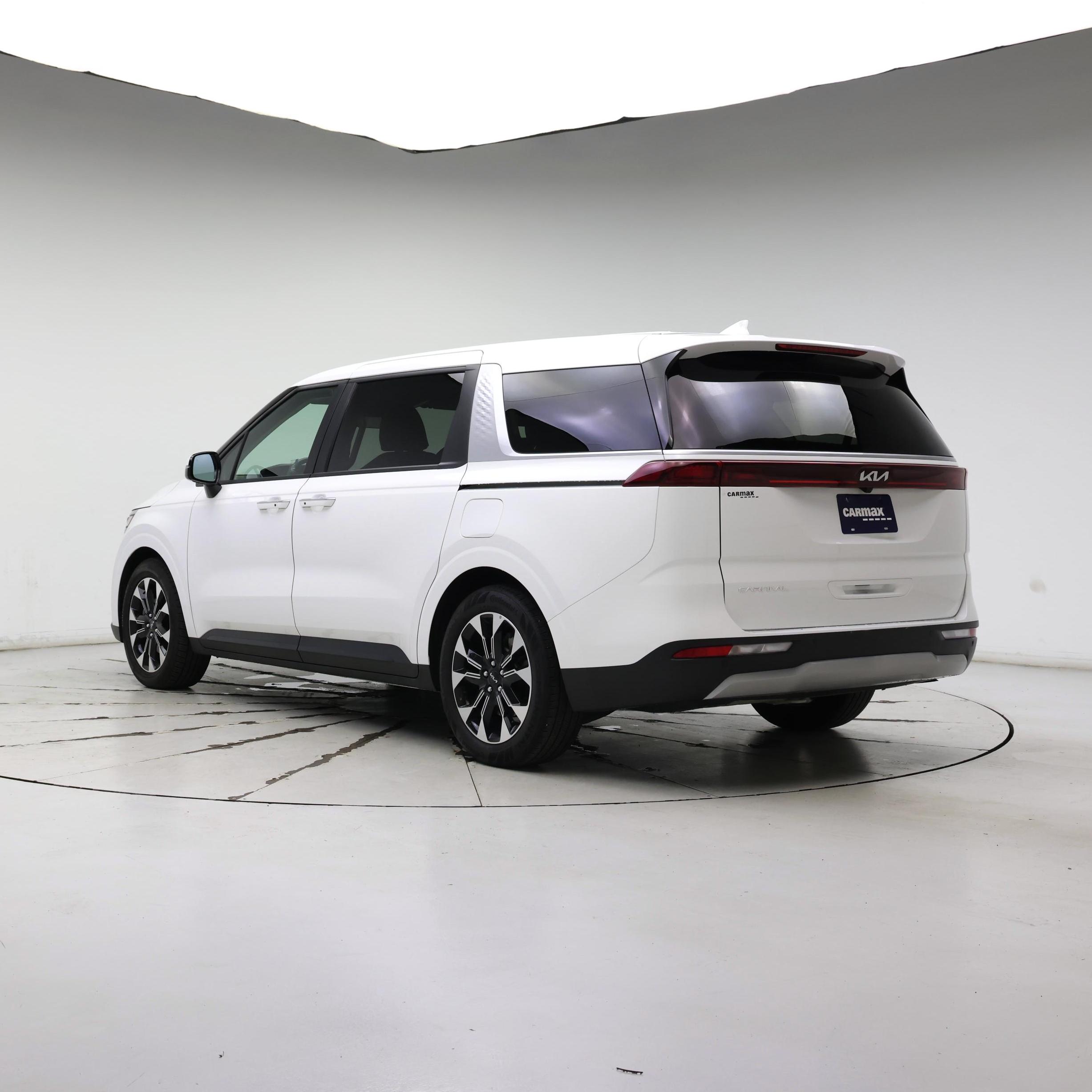 Thumbnail: 2024 Kia Carnival - 2