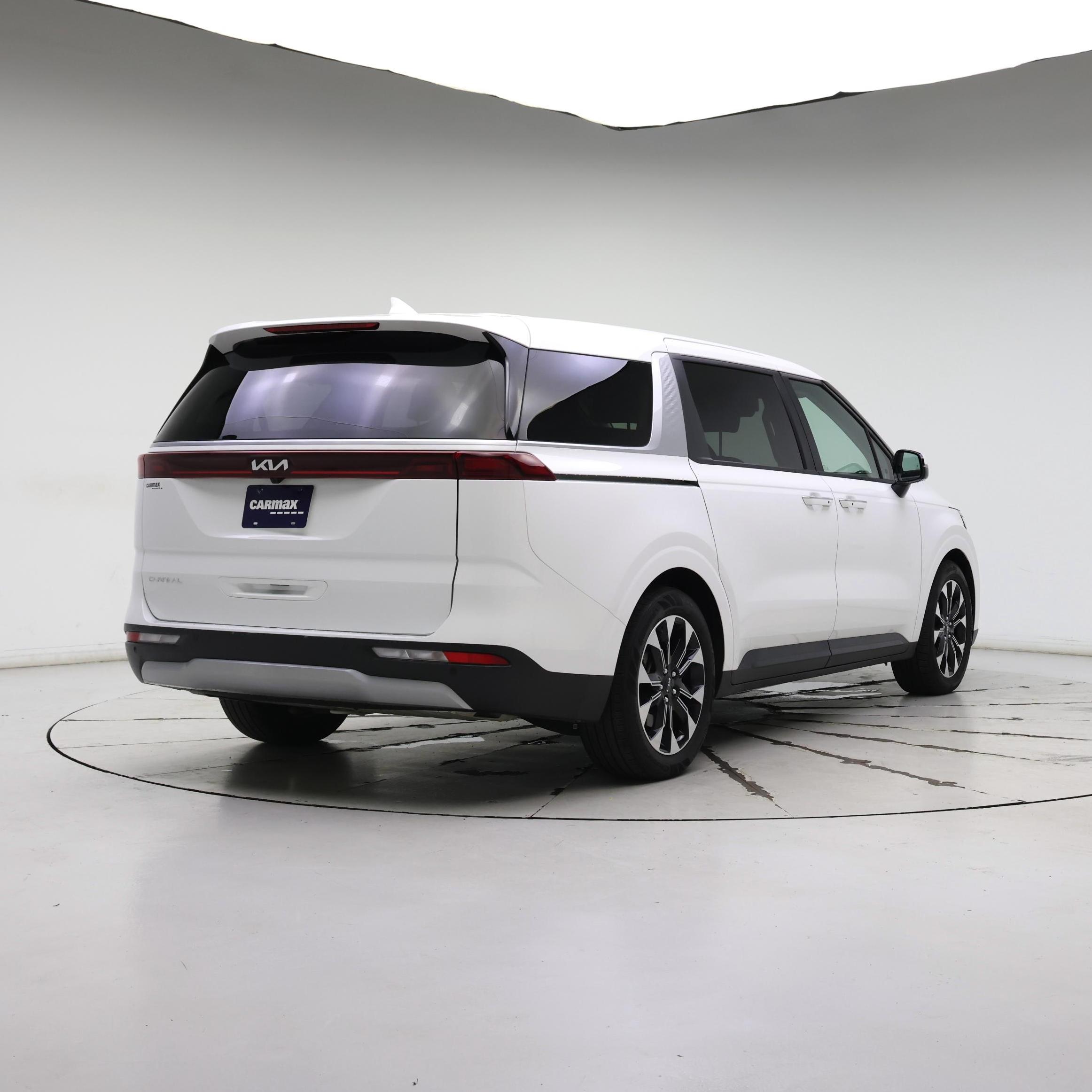 Thumbnail: 2024 Kia Carnival - 8