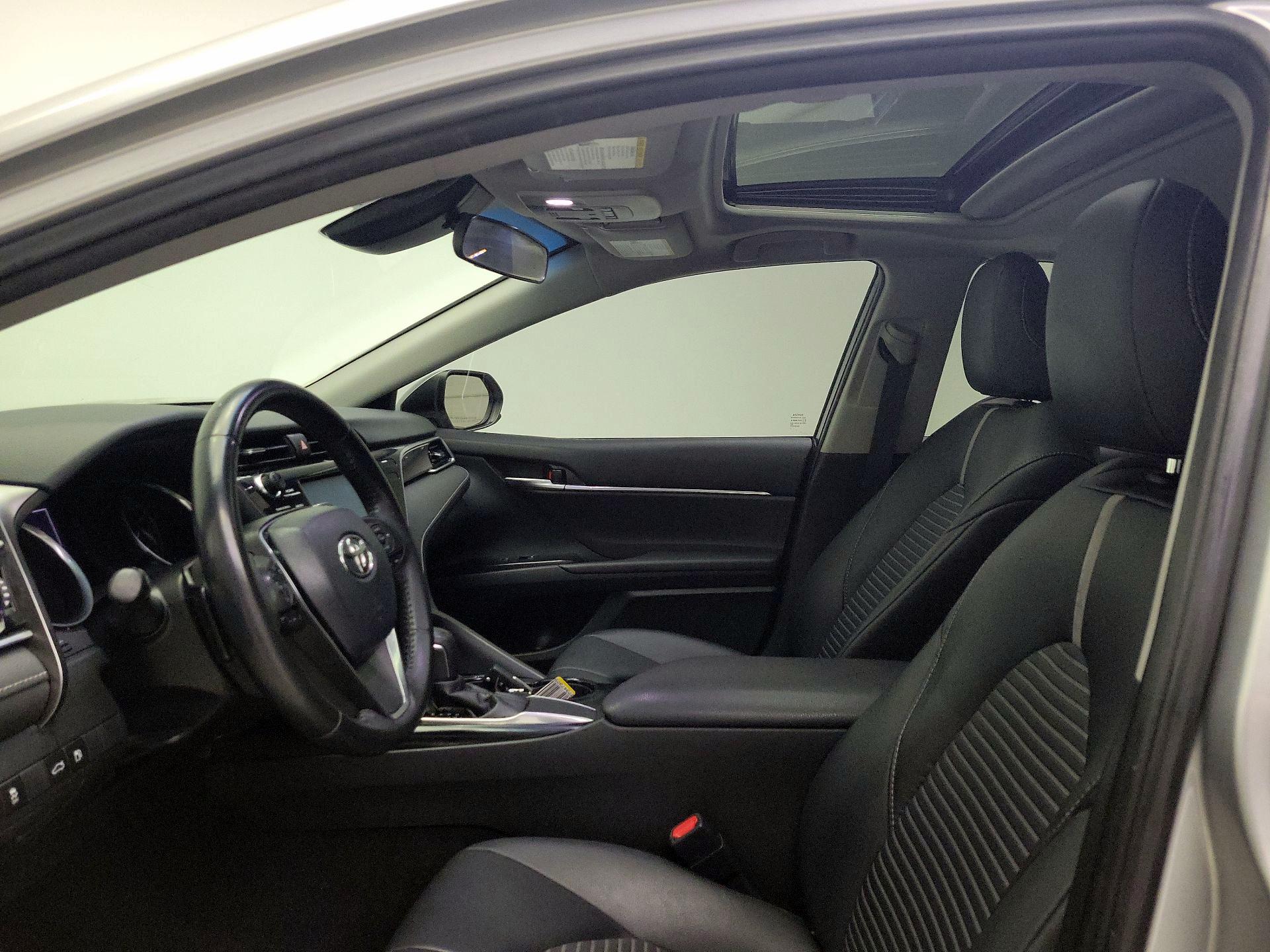 Thumbnail: 2018 Toyota Camry - 19