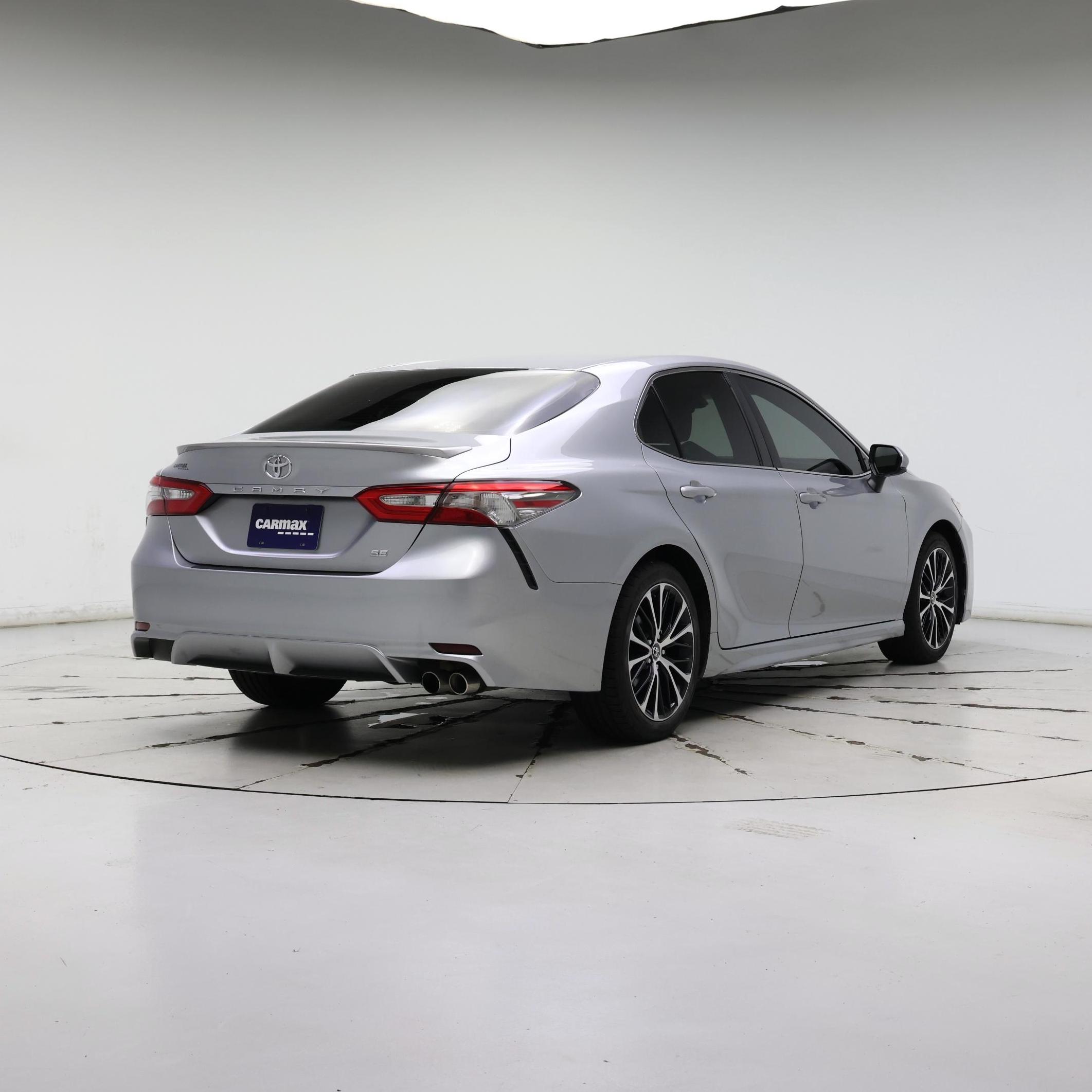Thumbnail: 2018 Toyota Camry - 8