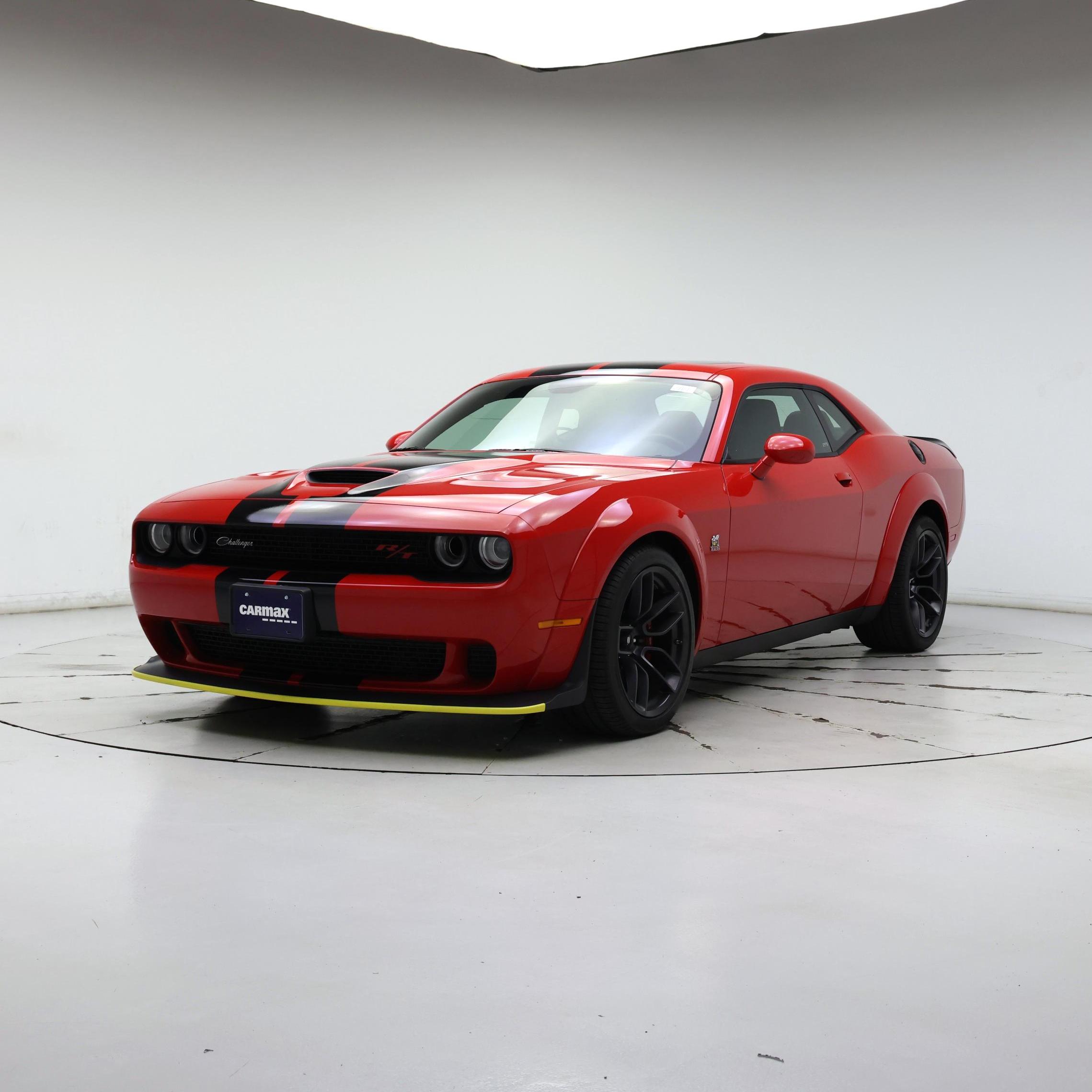 Thumbnail: 2019 Dodge Challenger - 4