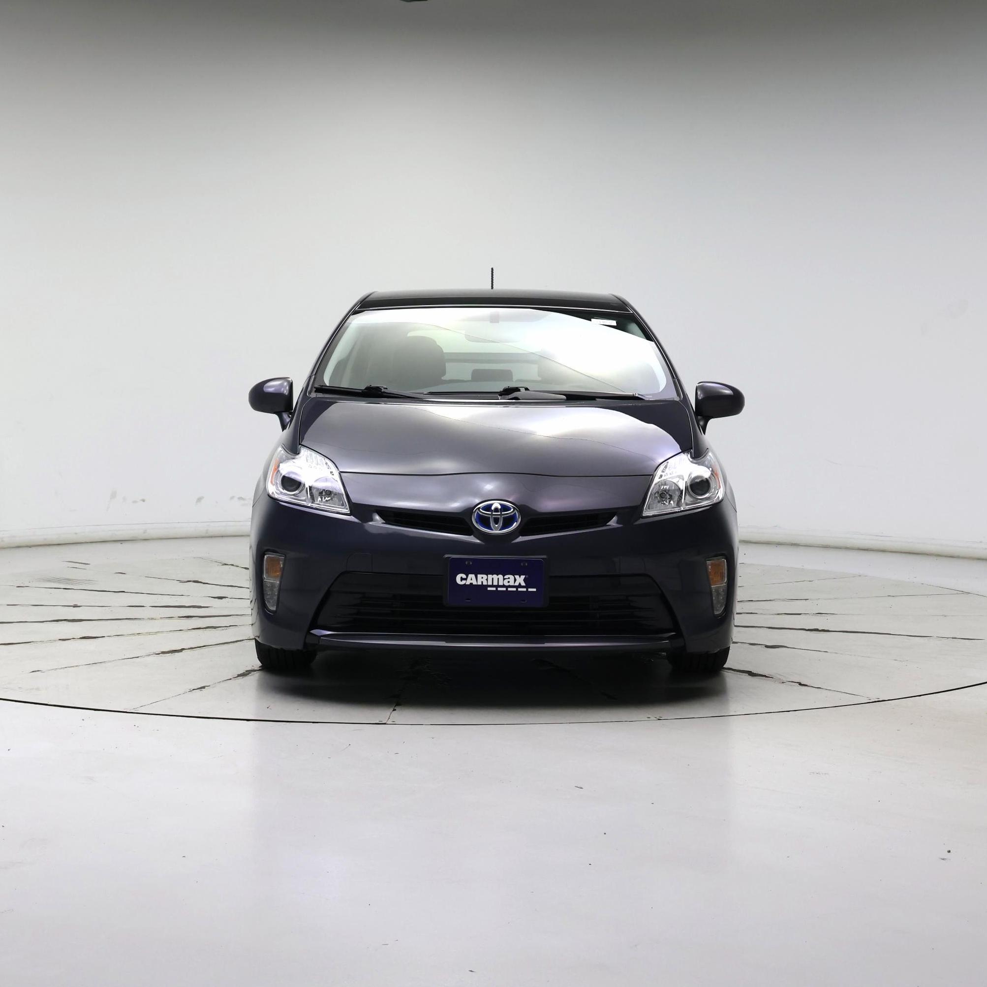 Thumbnail: 2015 Toyota Prius - 5
