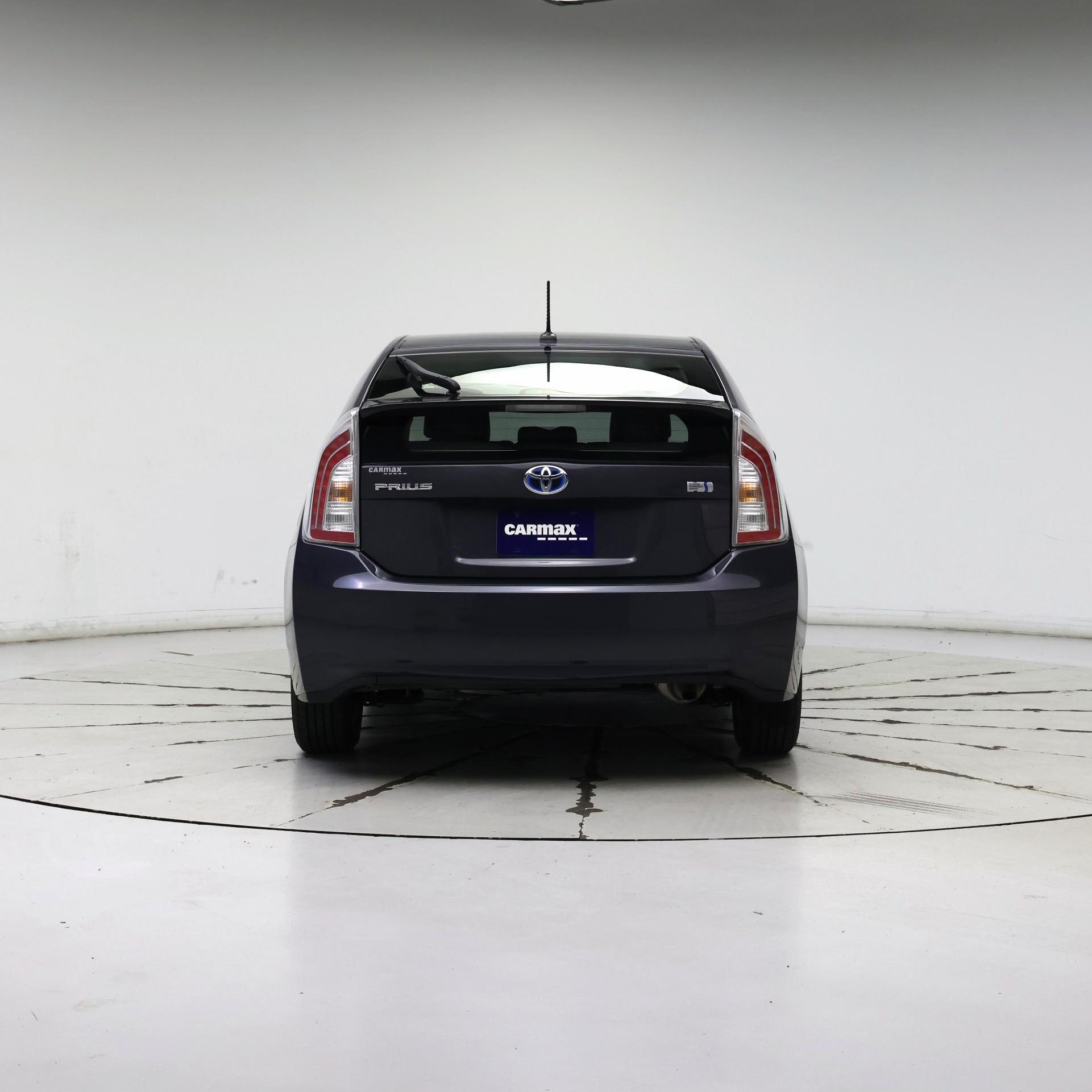 Thumbnail: 2015 Toyota Prius - 6