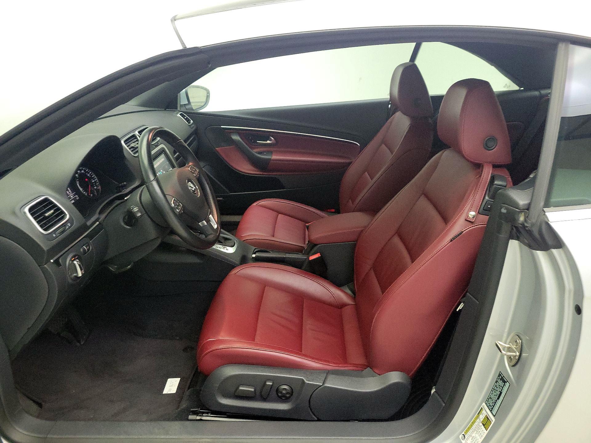 Thumbnail: 2015 Volkswagen Eos - 11