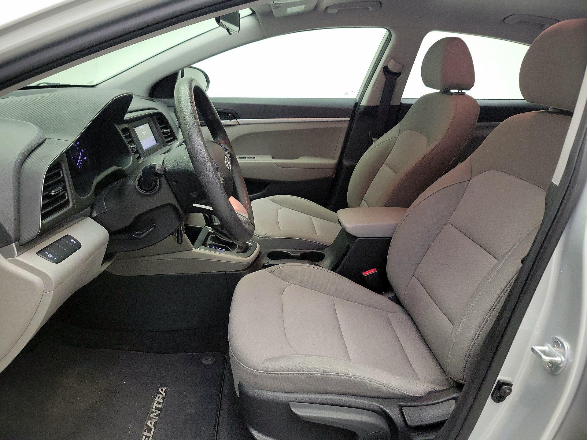 Thumbnail: 2019 Hyundai Elantra - 11