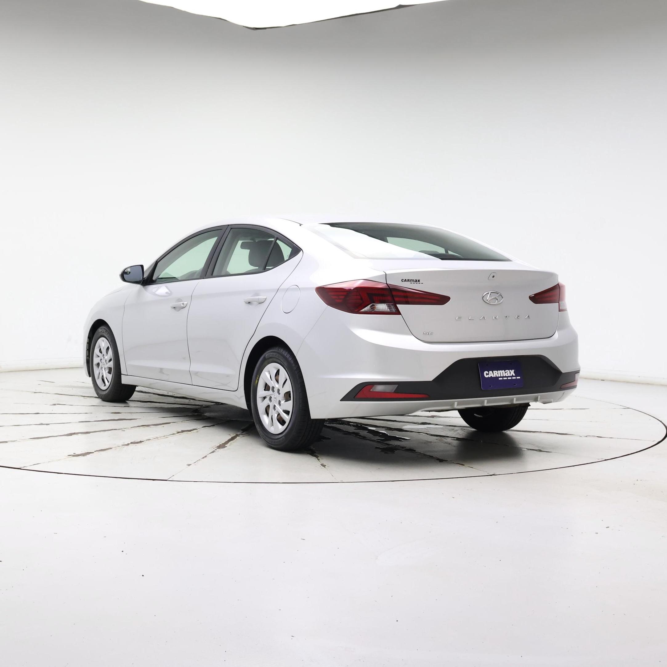 Thumbnail: 2019 Hyundai Elantra - 2