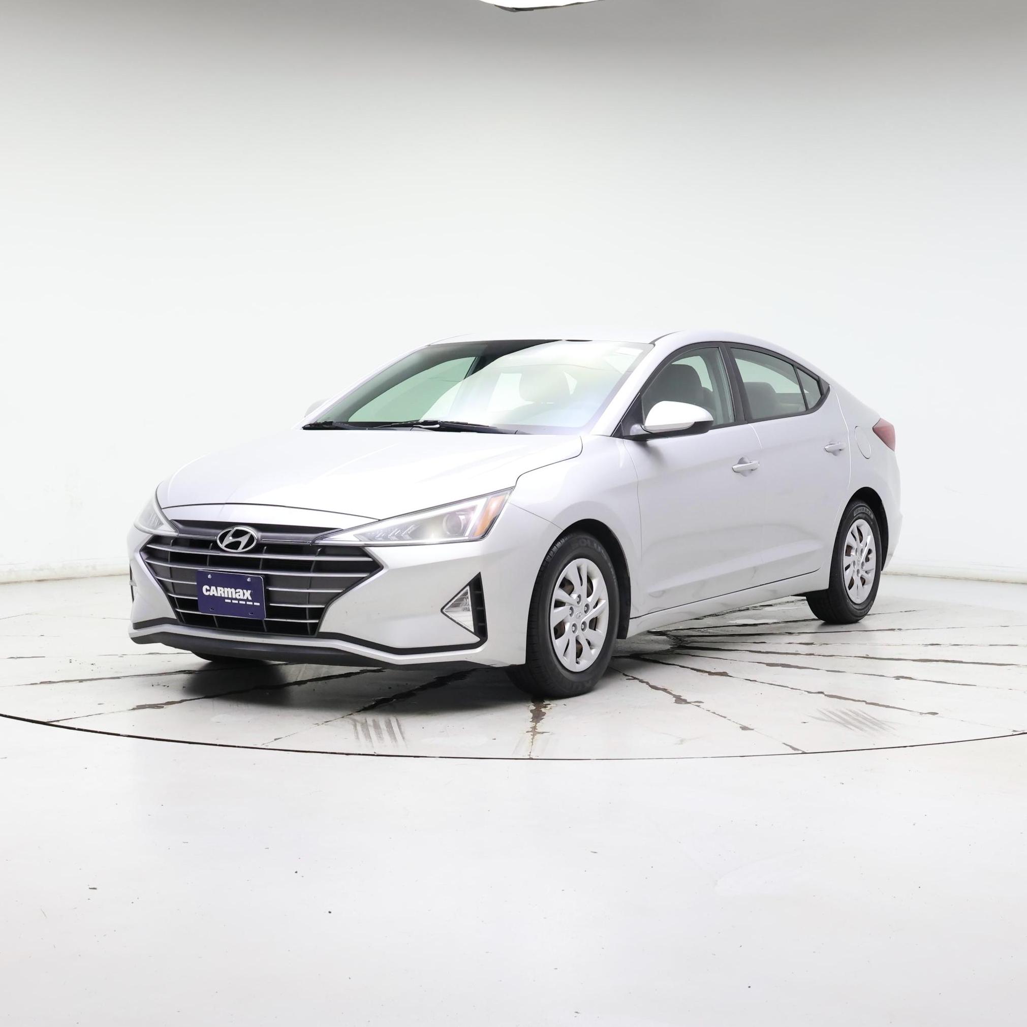 Thumbnail: 2019 Hyundai Elantra - 4
