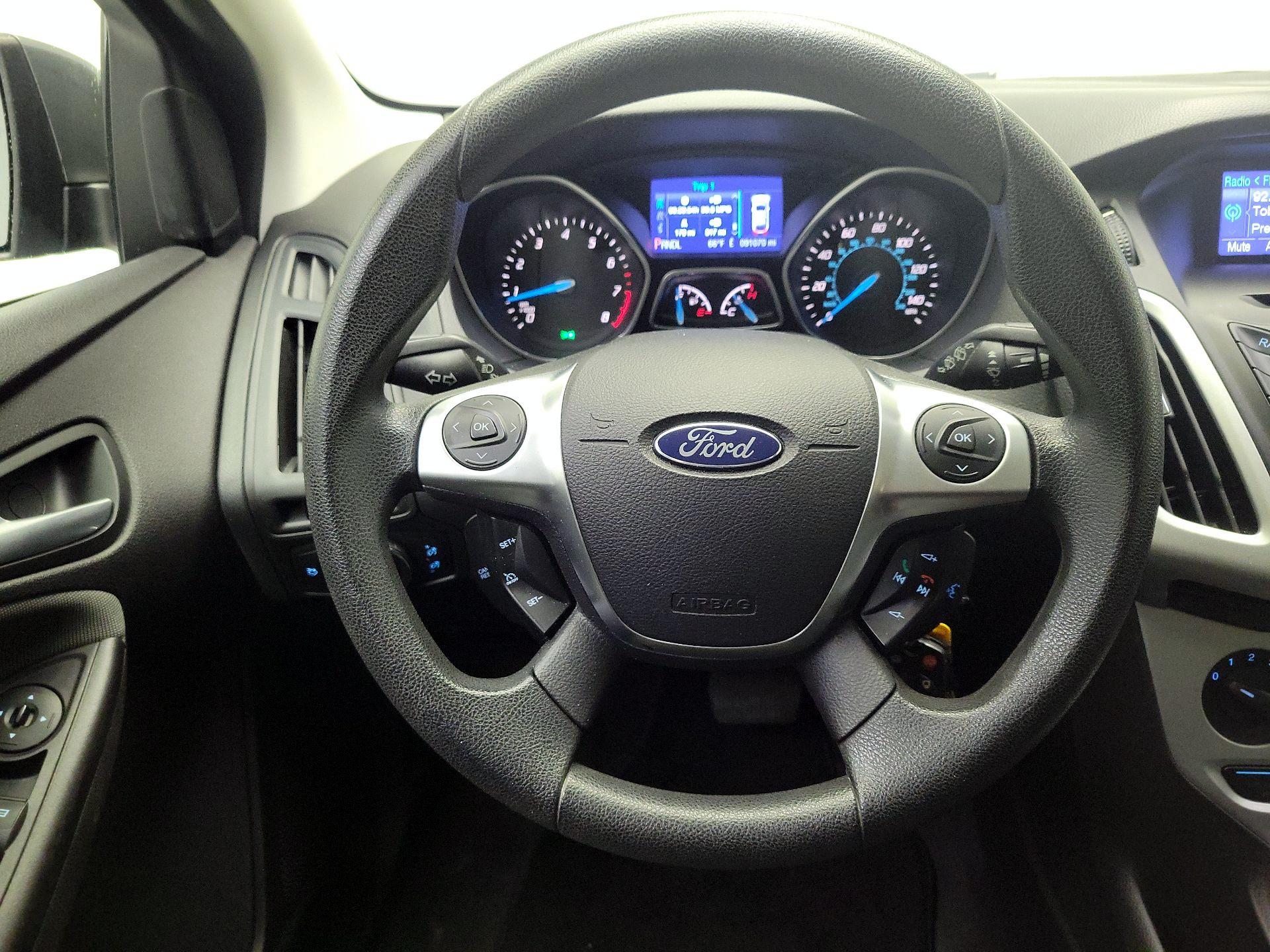 Thumbnail: 2013 Ford Focus - 10