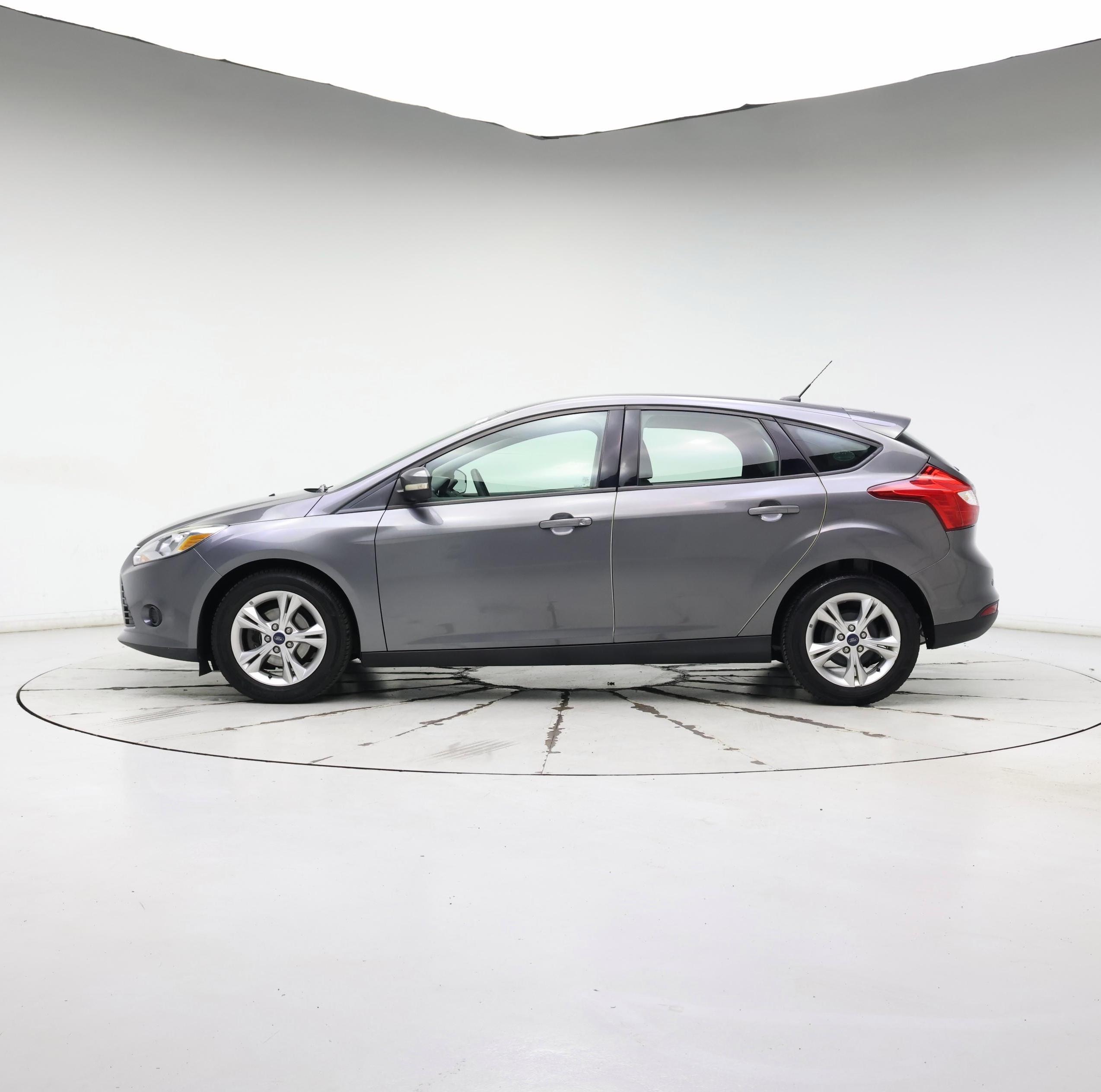Thumbnail: 2013 Ford Focus - 3