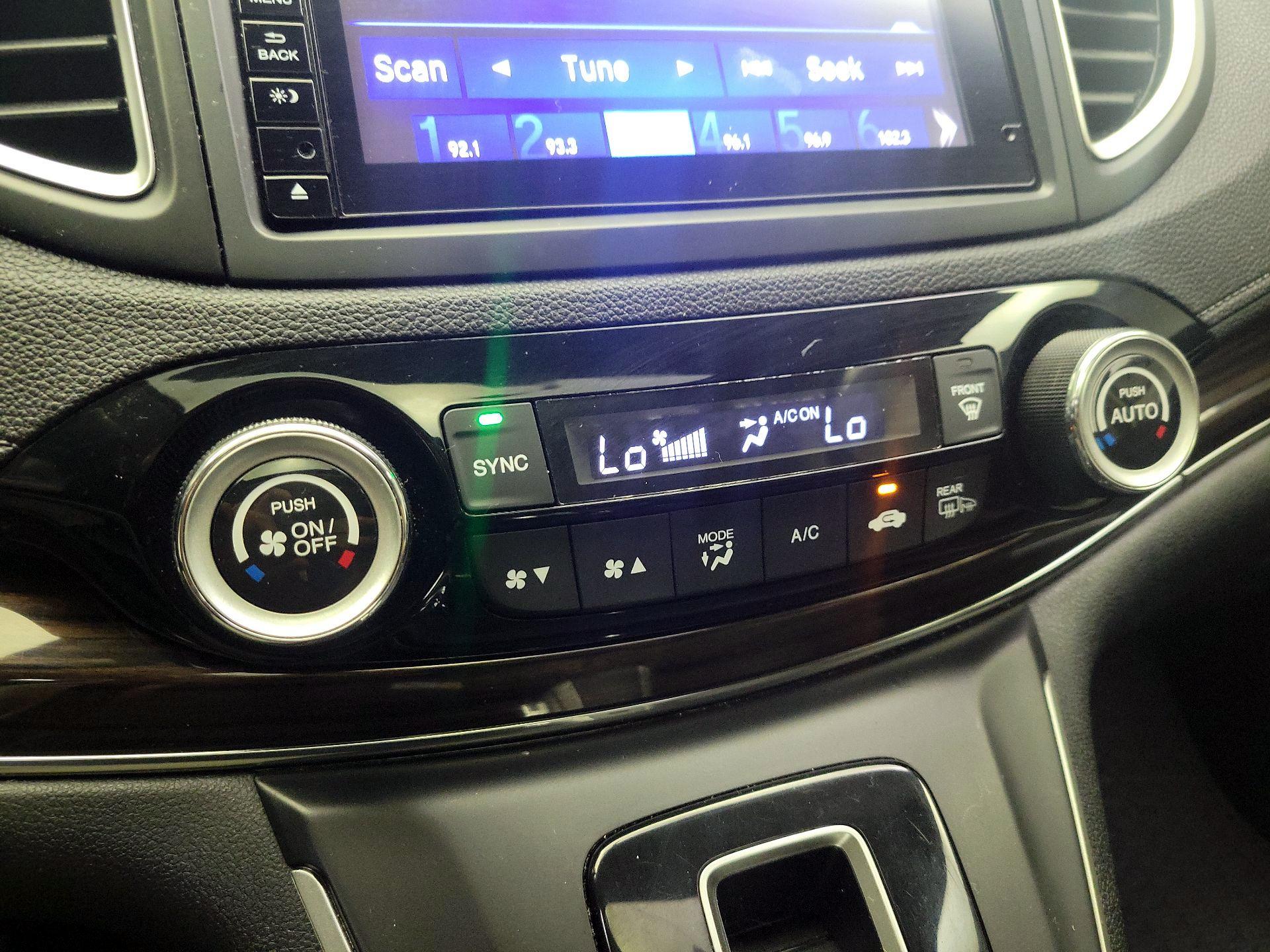 Thumbnail: 2016 Honda CR-V - 16