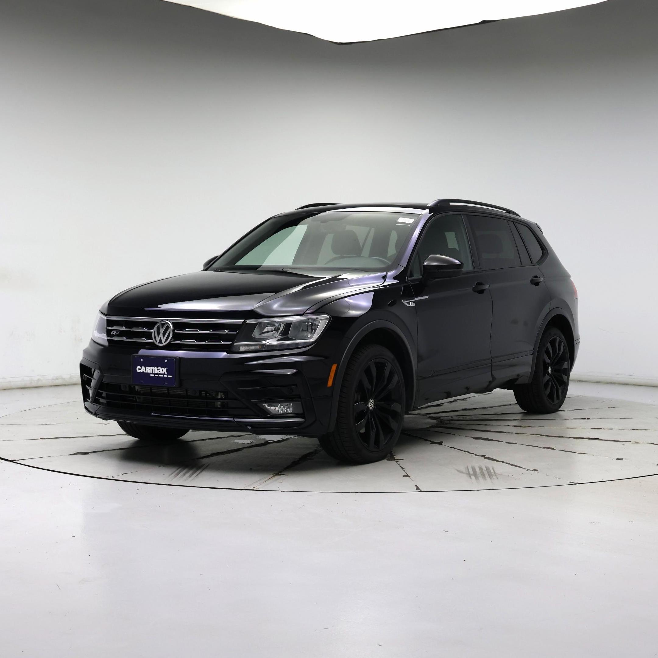 Thumbnail: 2021 Volkswagen Tiguan - 4