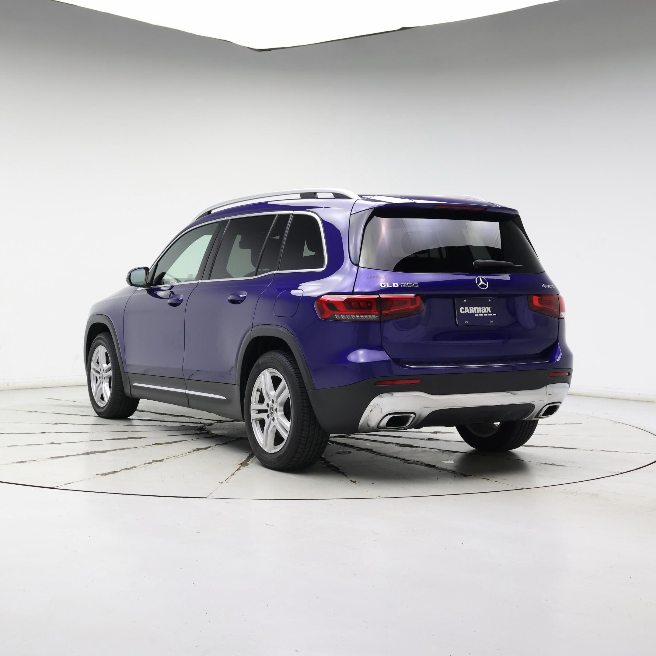 Thumbnail: 2020 Mercedes-Benz GLB - 2