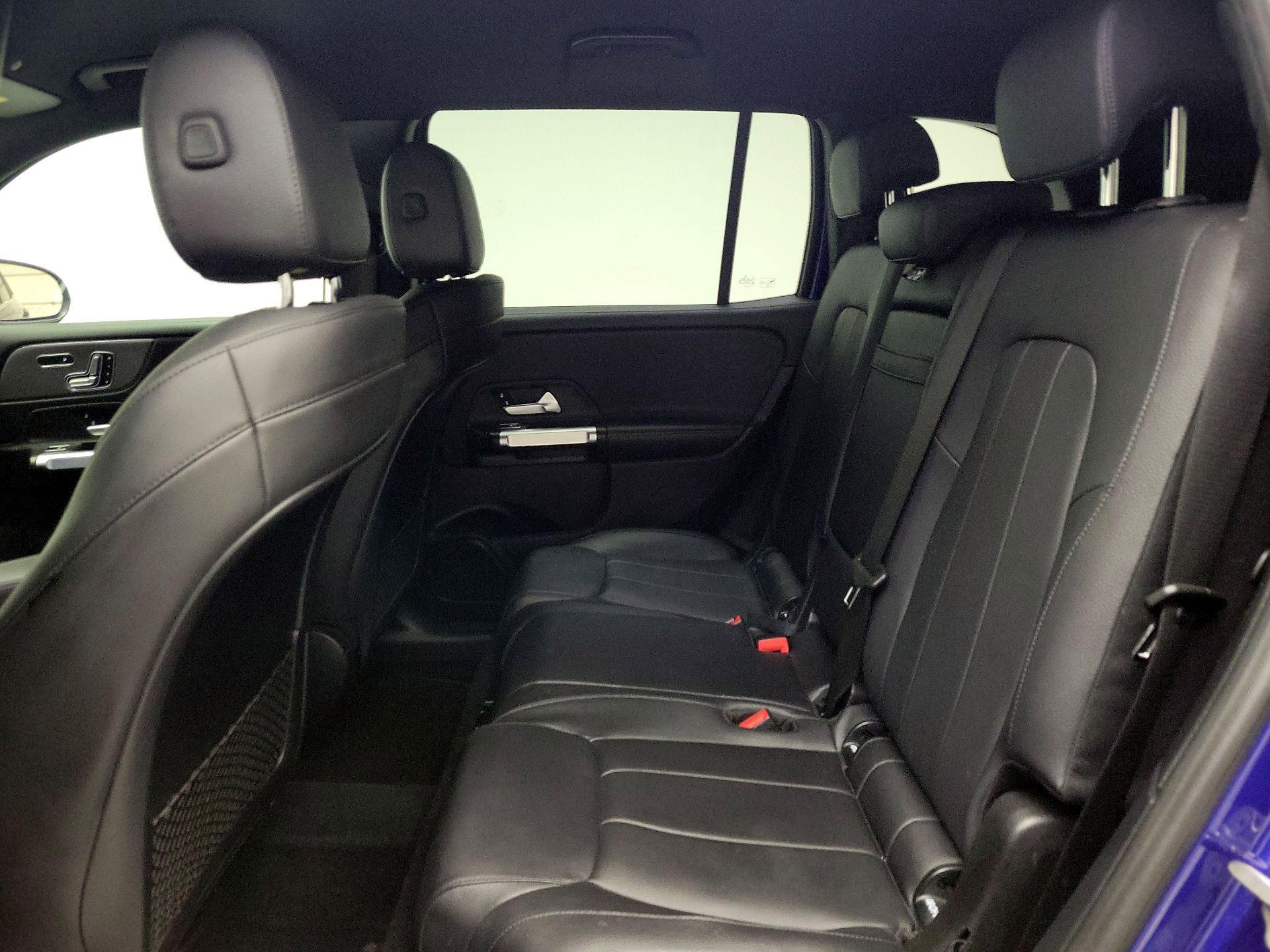 Thumbnail: 2020 Mercedes-Benz GLB - 19