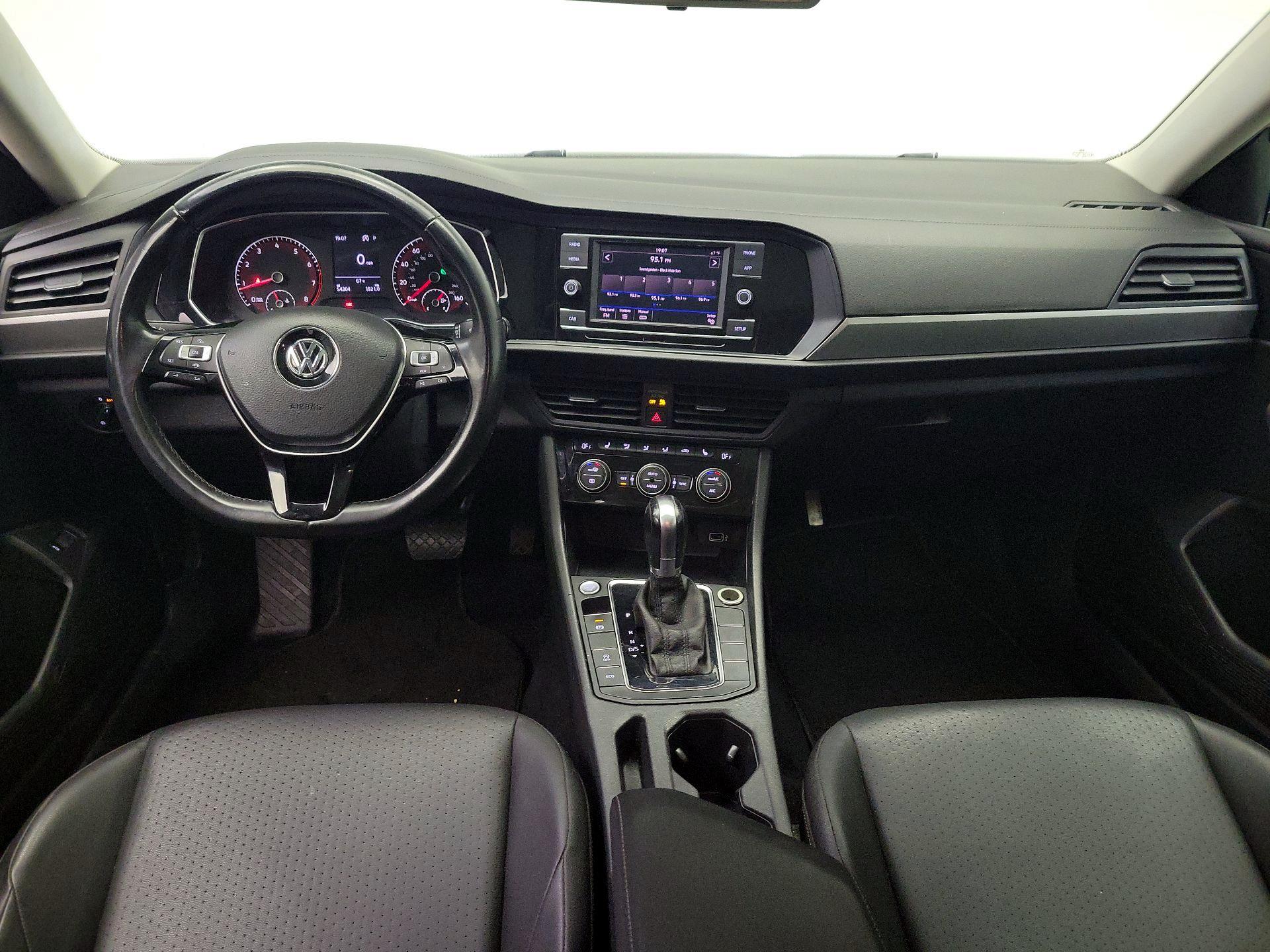 Thumbnail: 2019 Volkswagen Jetta - 9