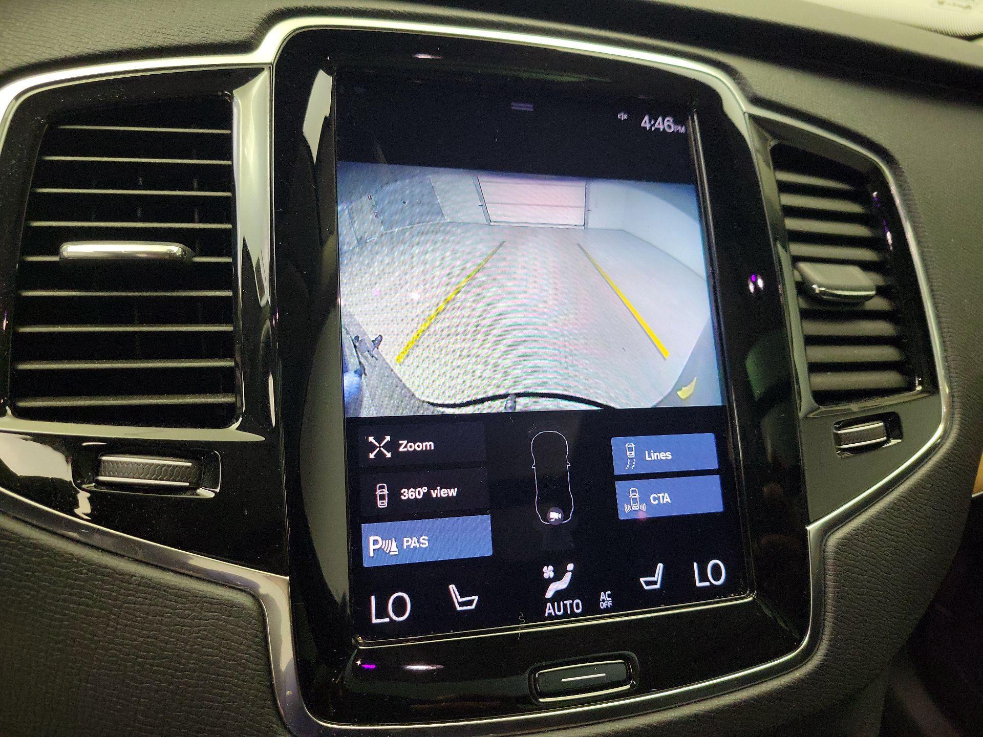 Thumbnail: 2021 Volvo XC90 - 14