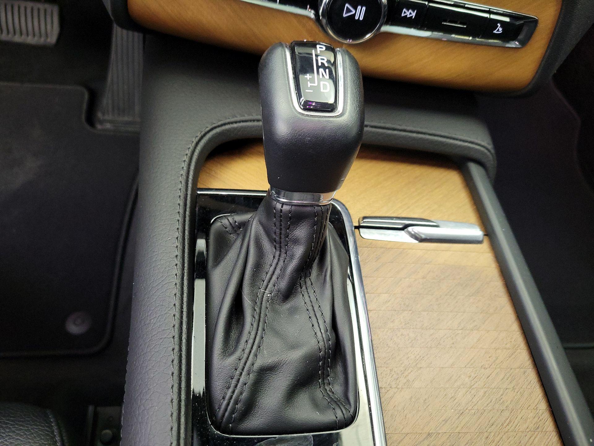 Thumbnail: 2021 Volvo XC90 - 17