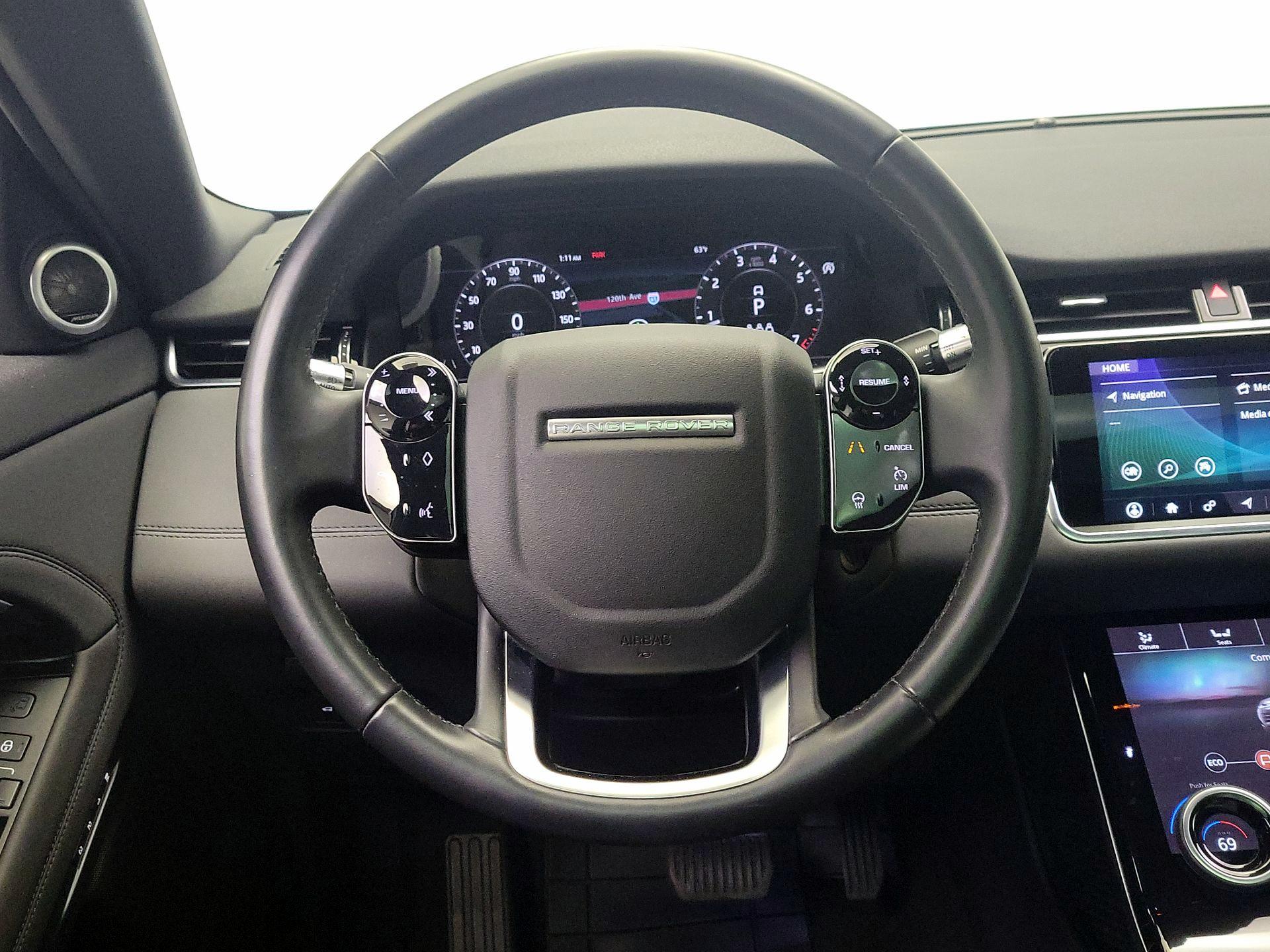 Thumbnail: 2020 Land Rover Range Rover Evoque - 10