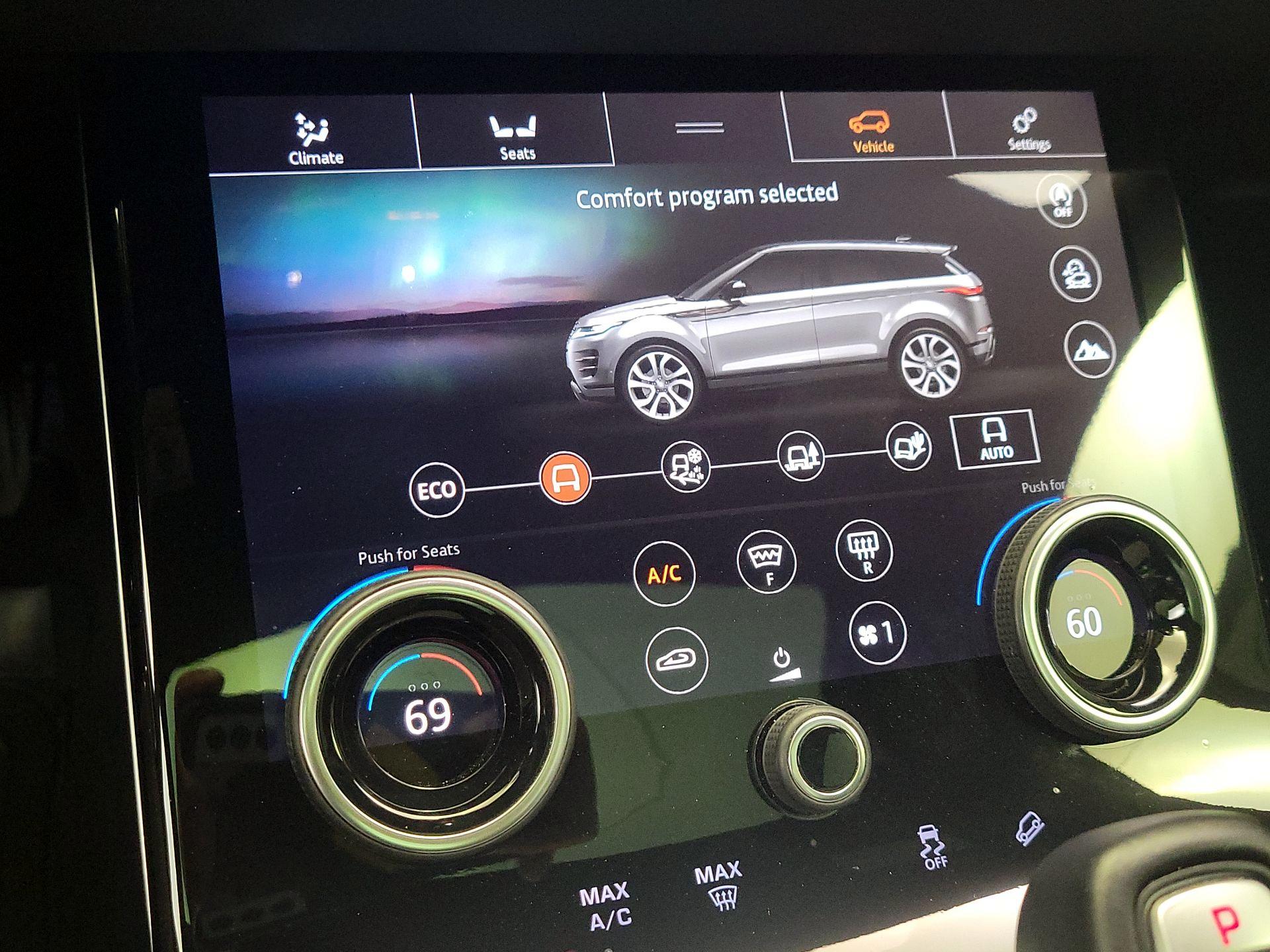 Thumbnail: 2020 Land Rover Range Rover Evoque - 17