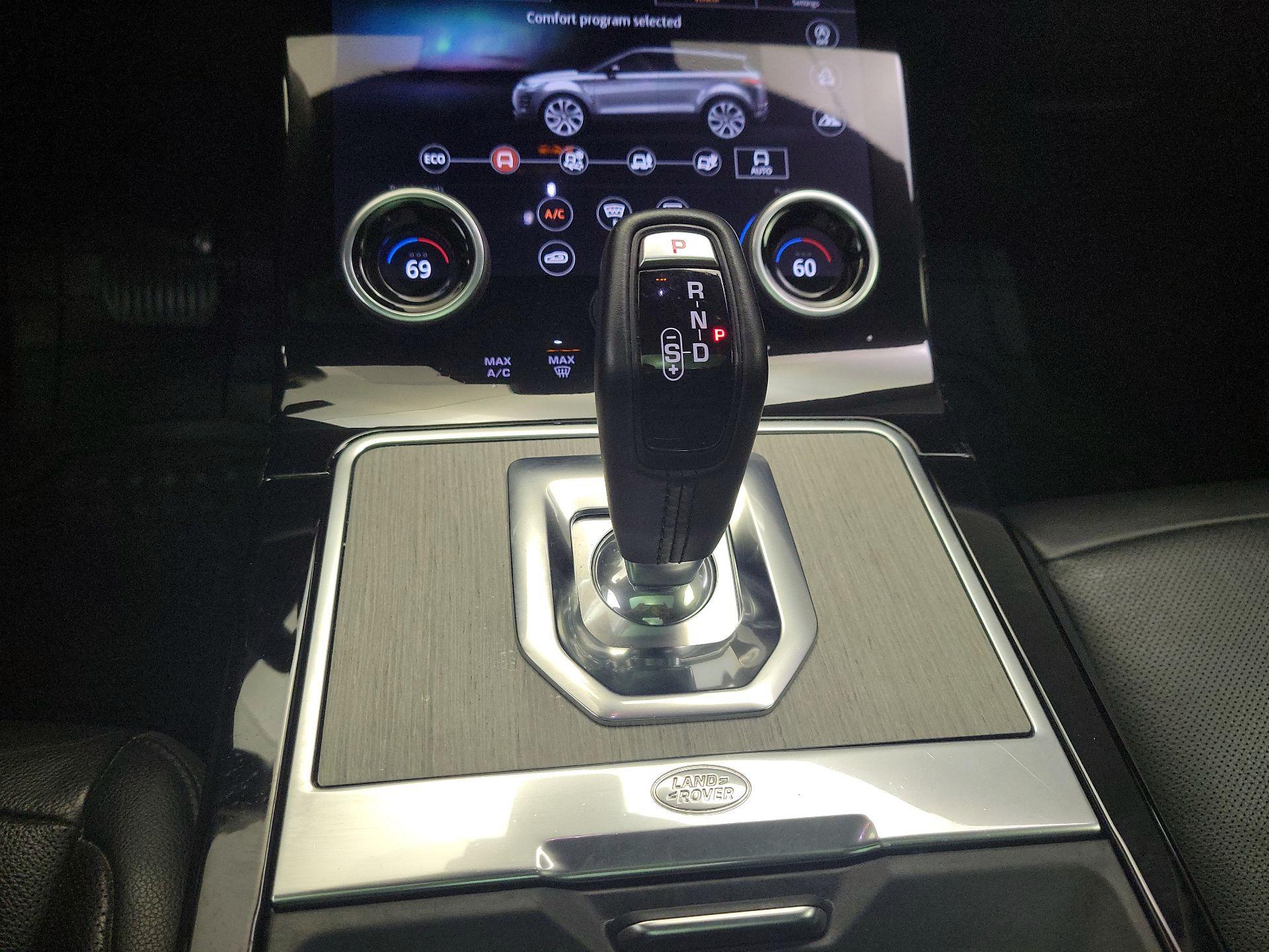 Thumbnail: 2020 Land Rover Range Rover Evoque - 18