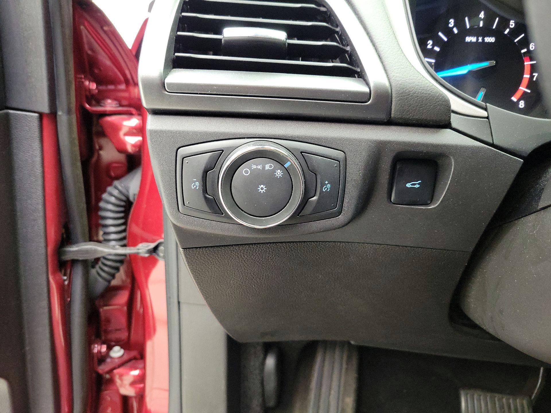 Thumbnail: 2013 Ford Fusion - 13