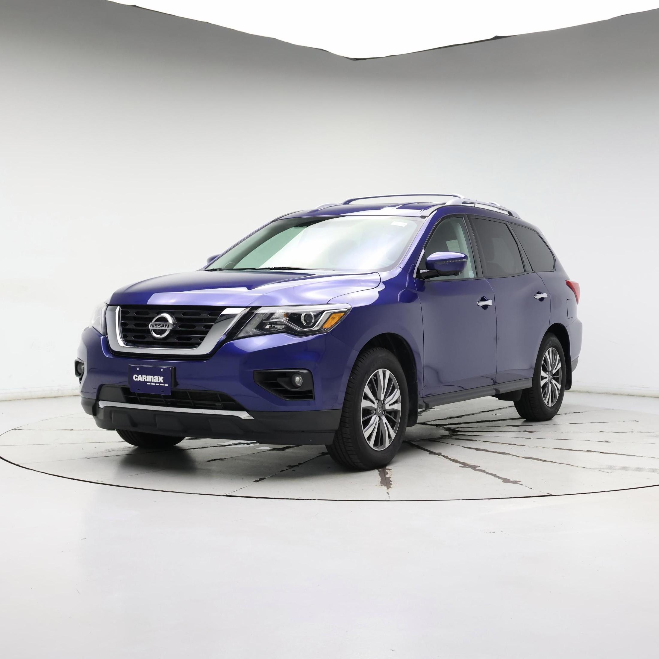 Thumbnail: 2017 Nissan Pathfinder - 4