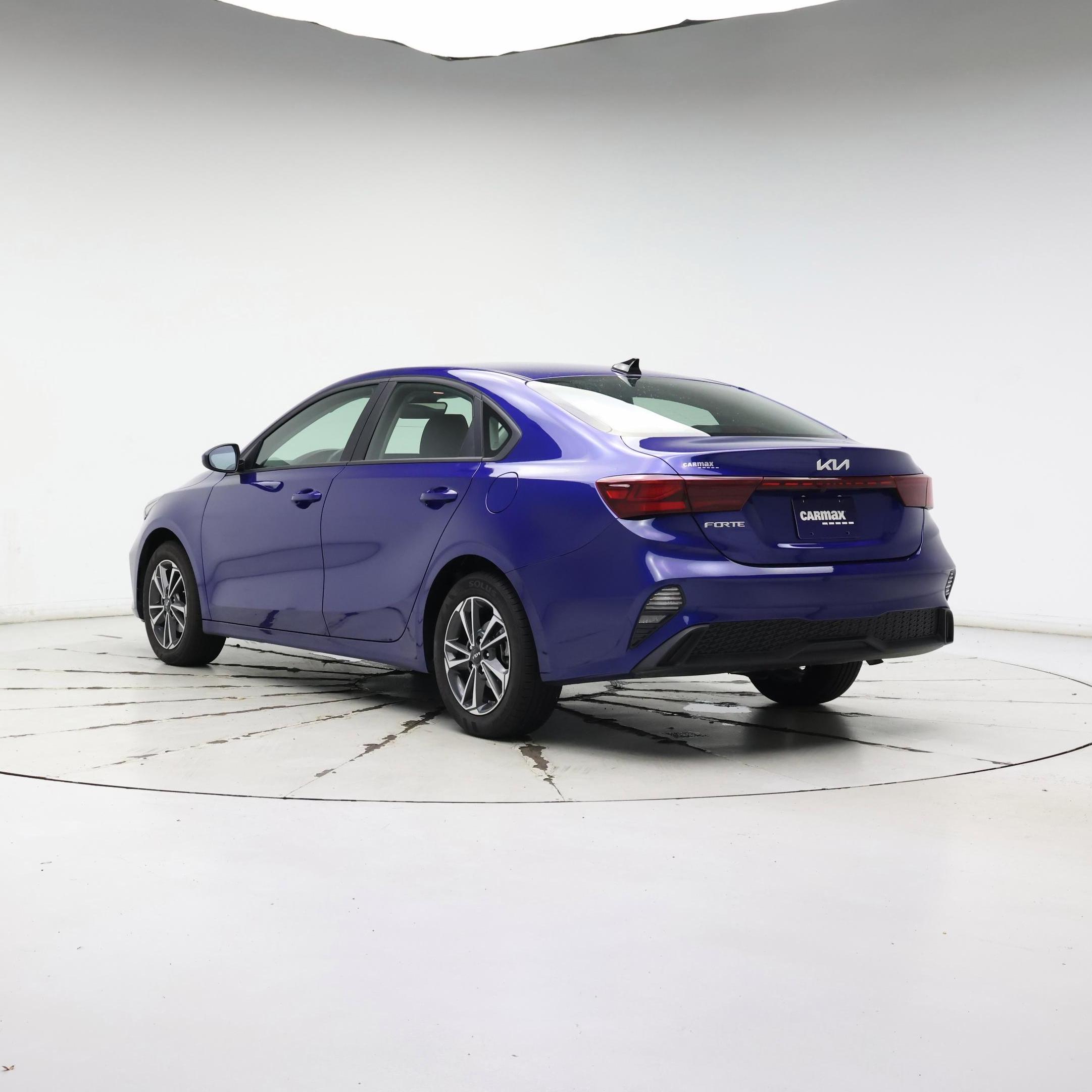 Thumbnail: 2024 Kia Forte - 2