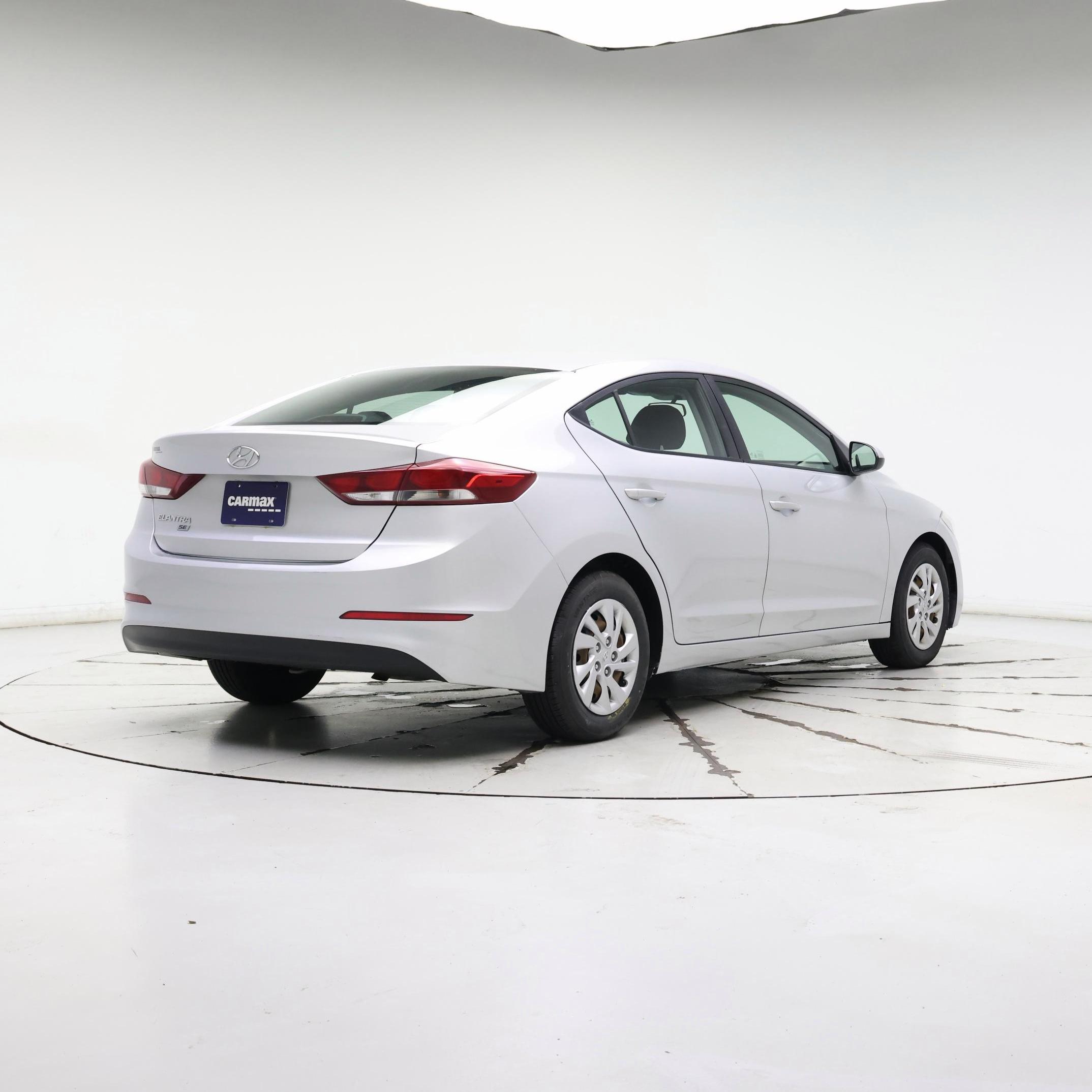 Thumbnail: 2018 Hyundai Elantra - 8