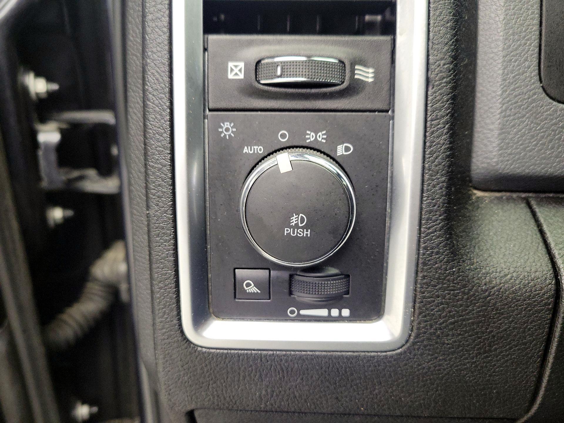 Thumbnail: 2017 RAM 1500 - 13