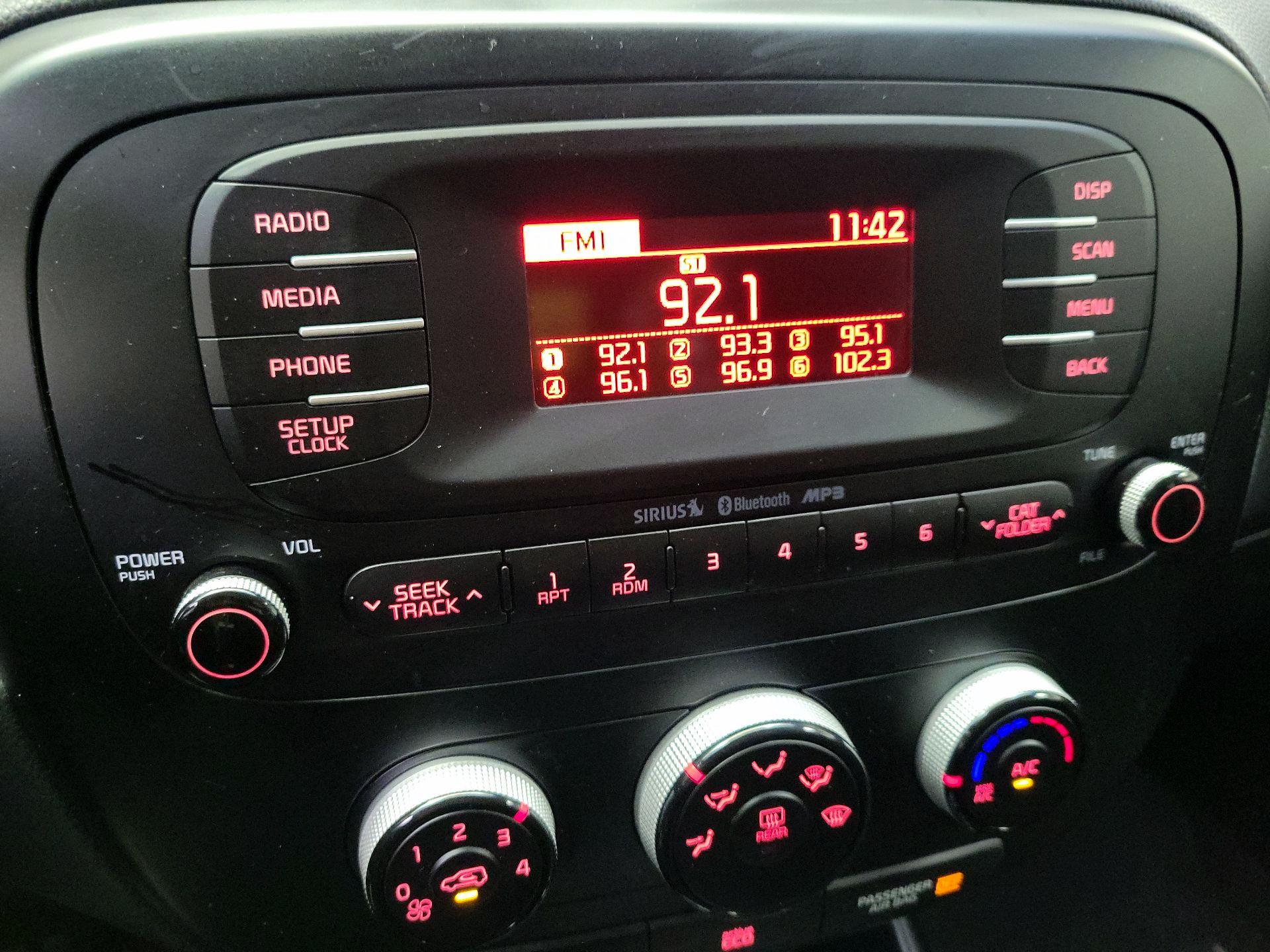 Thumbnail: 2014 Kia Soul - 14